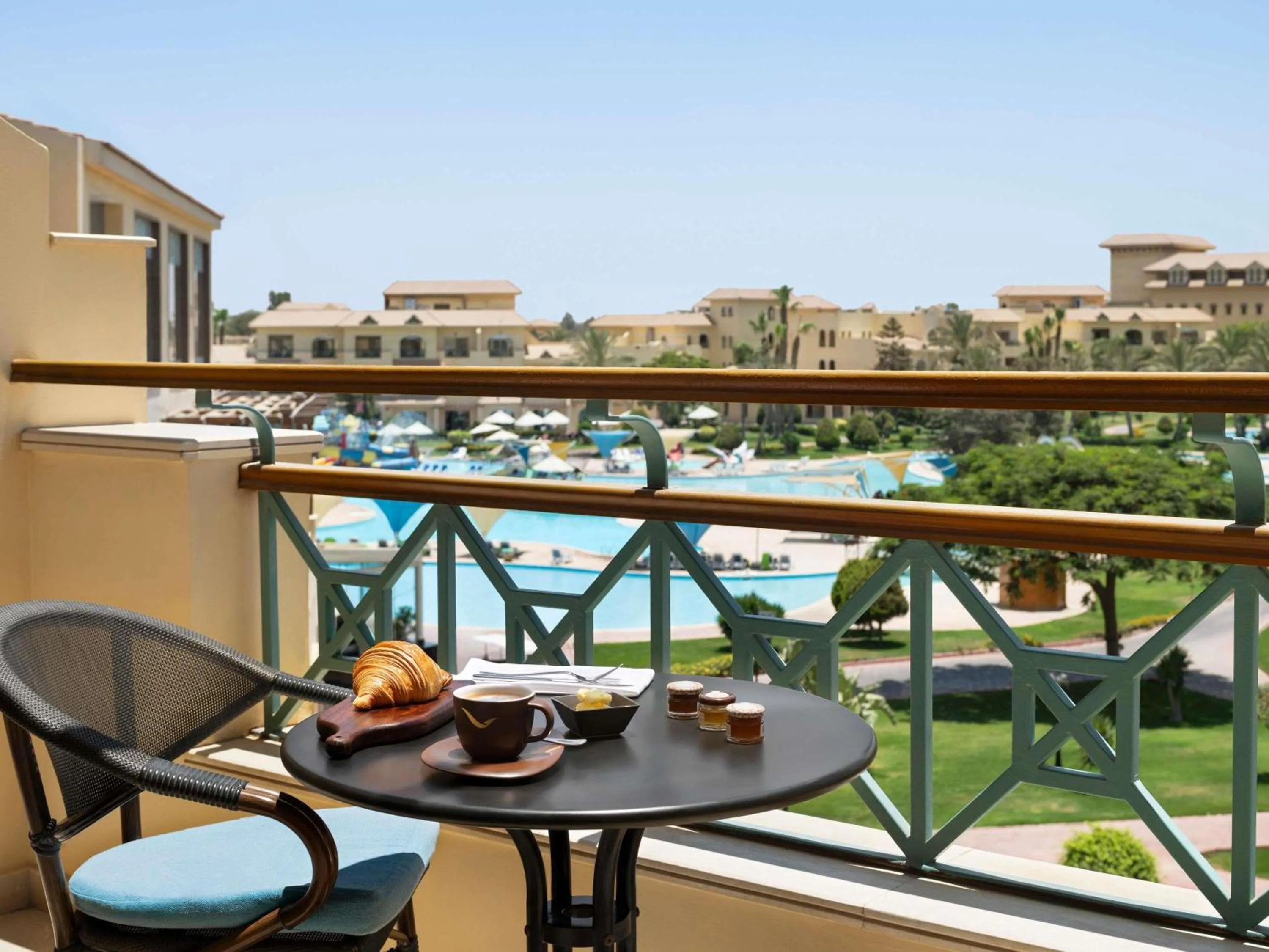 Bedroom in Mövenpick Hotel Cairo - Media City