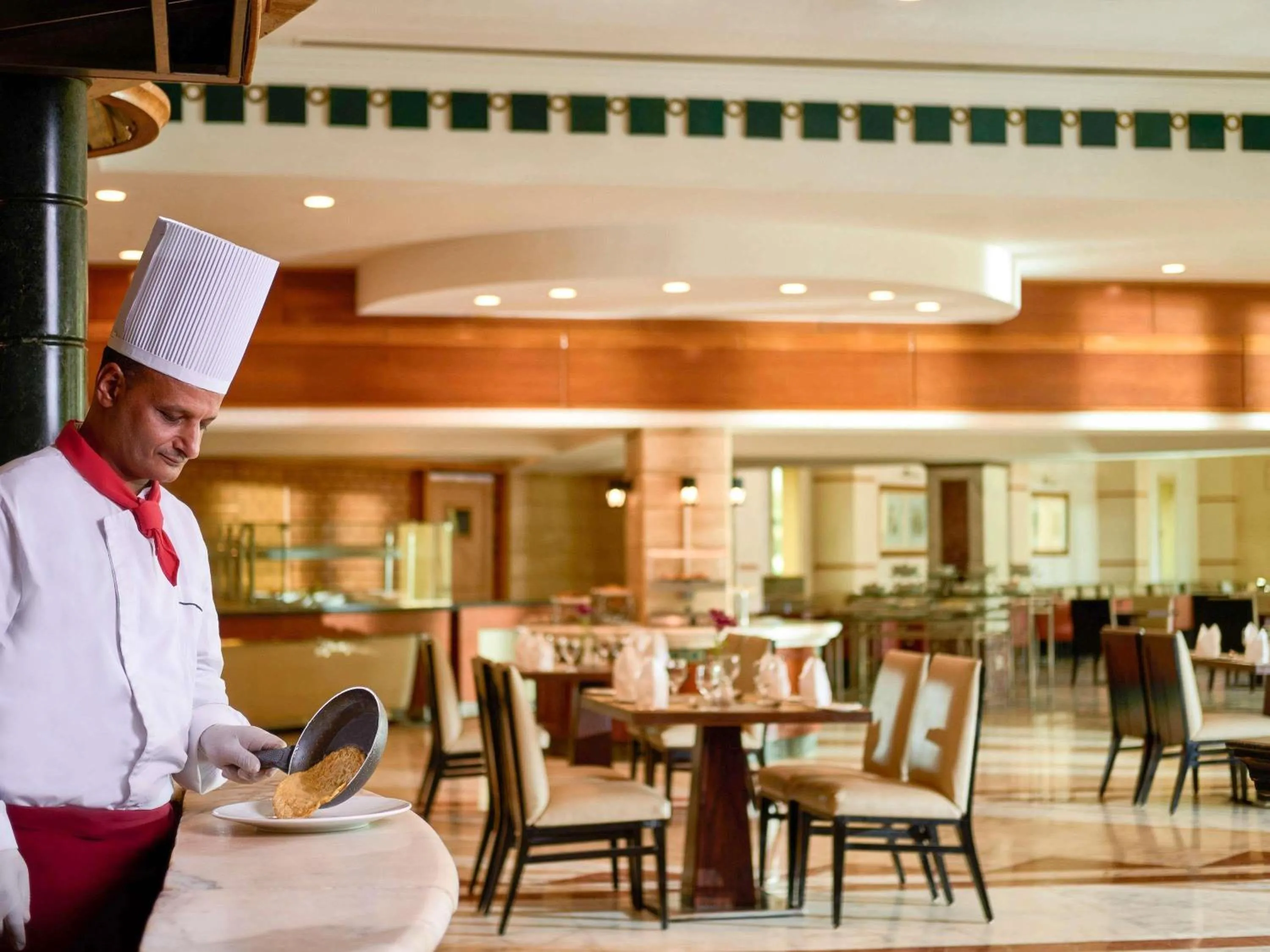 Restaurant/places to eat in Mövenpick Hotel Cairo - Media City