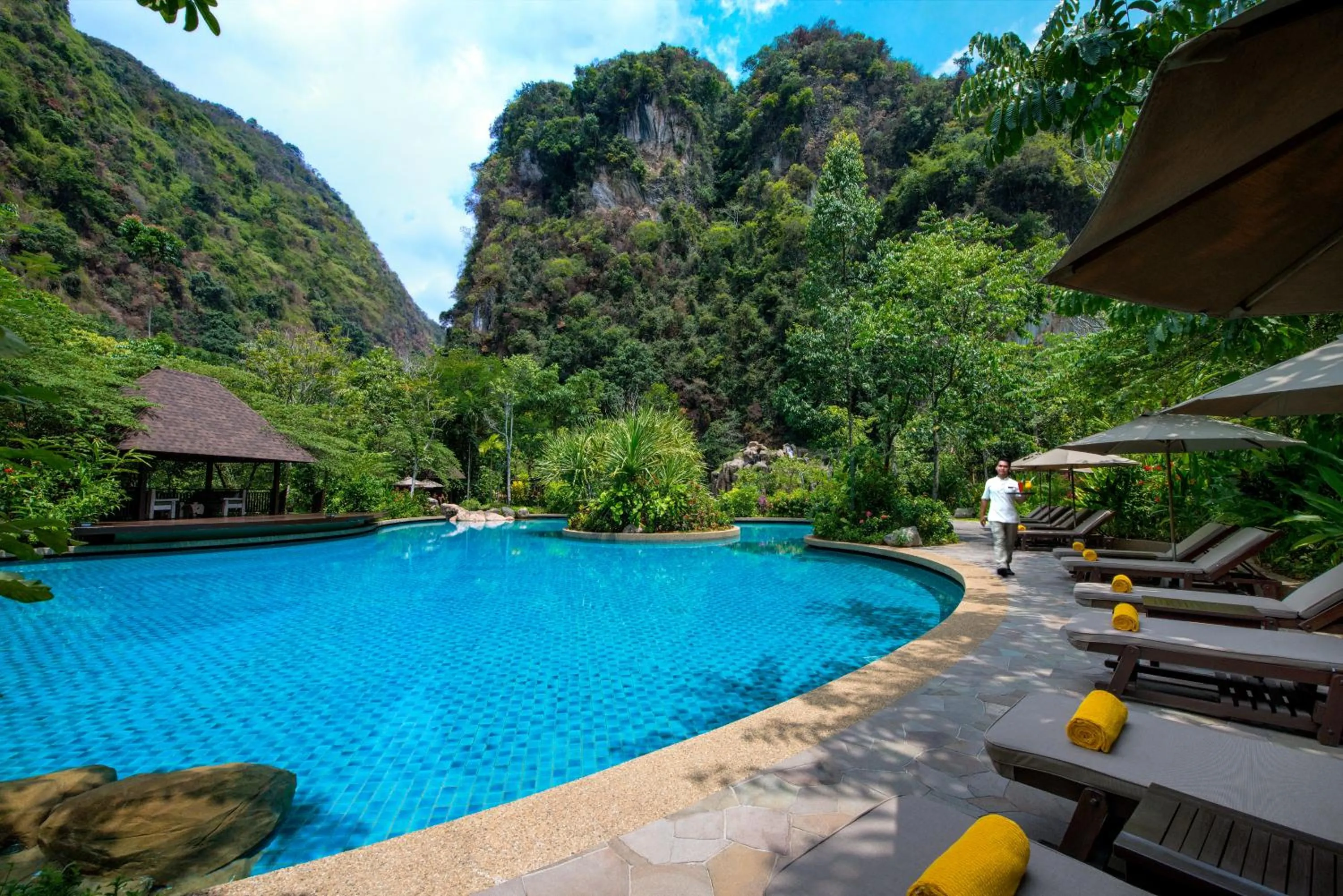 Swimming pool in The Banjaran Hotsprings Retreat