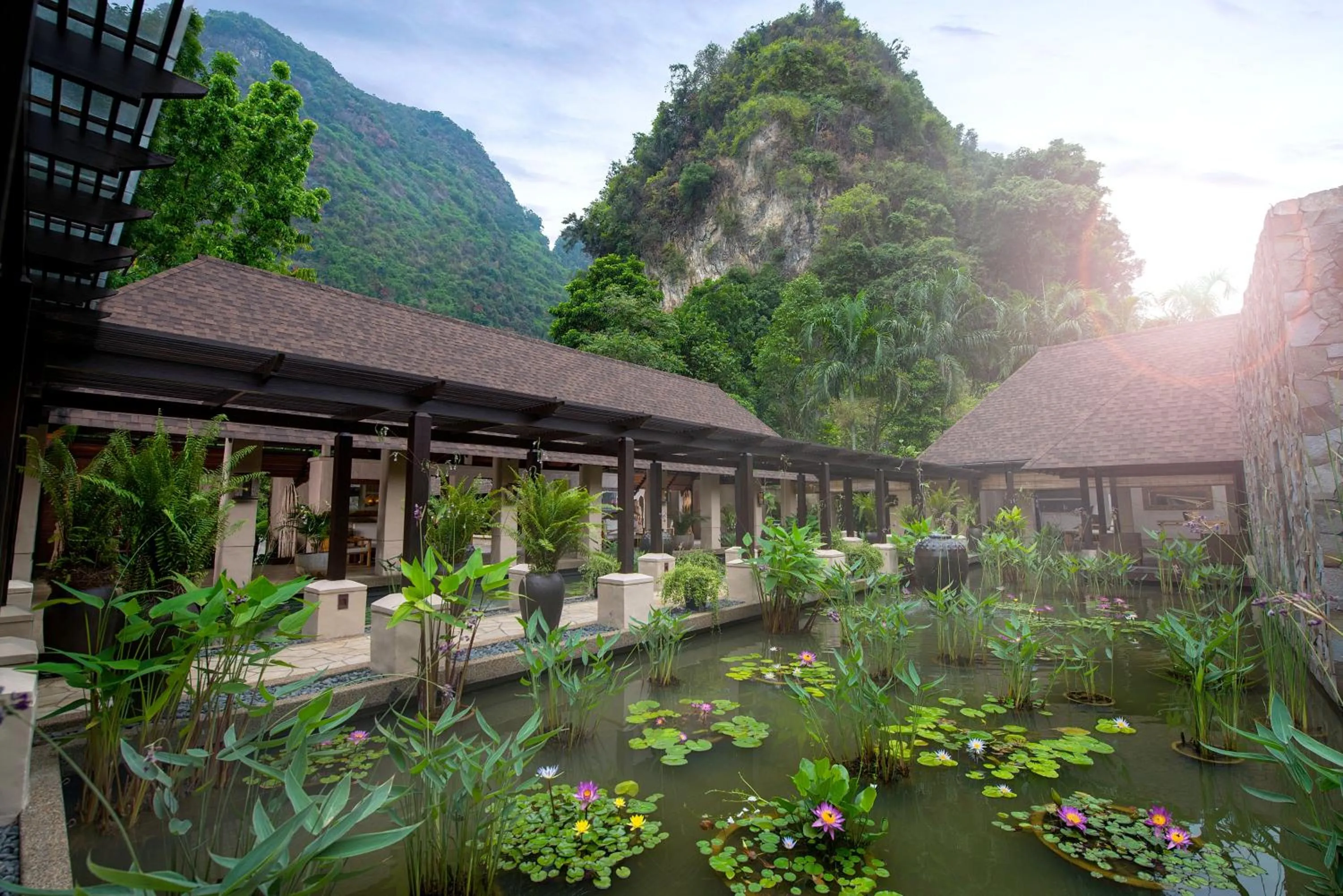 Lobby or reception in The Banjaran Hotsprings Retreat