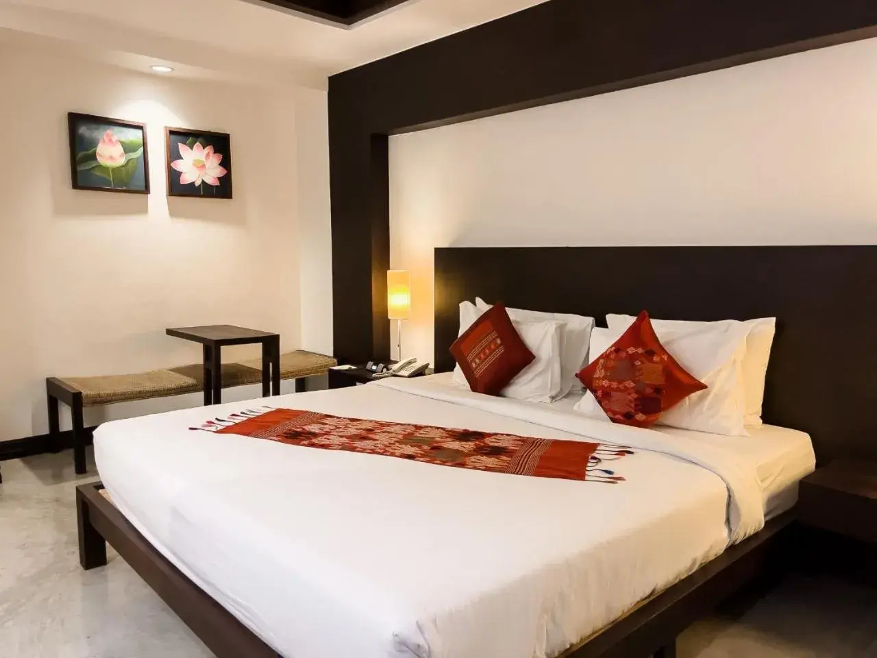 Deluxe Double Room in City Inn Vientiane Deluxe Double Room in City Inn Vientiane