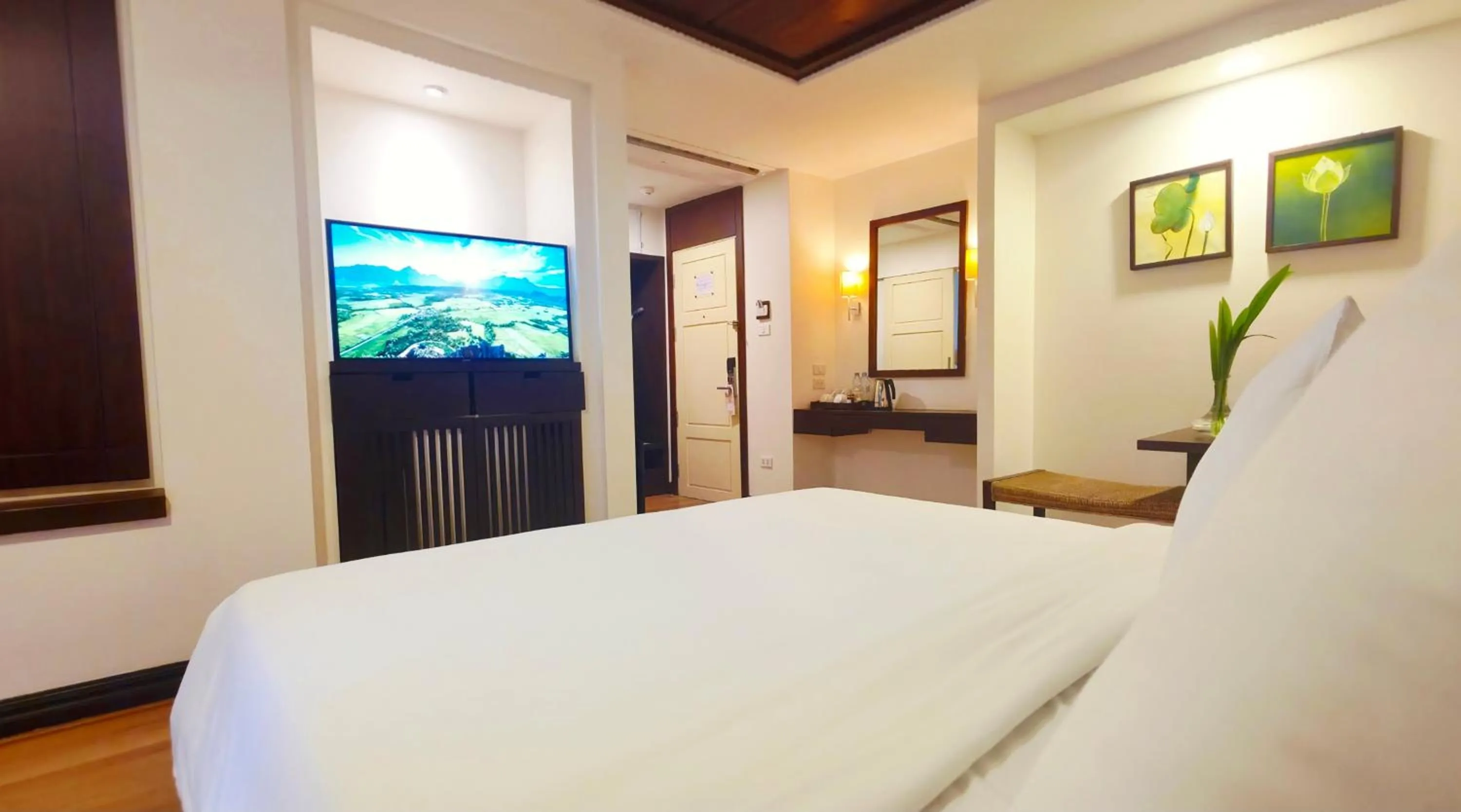 Bed in City Inn Vientiane