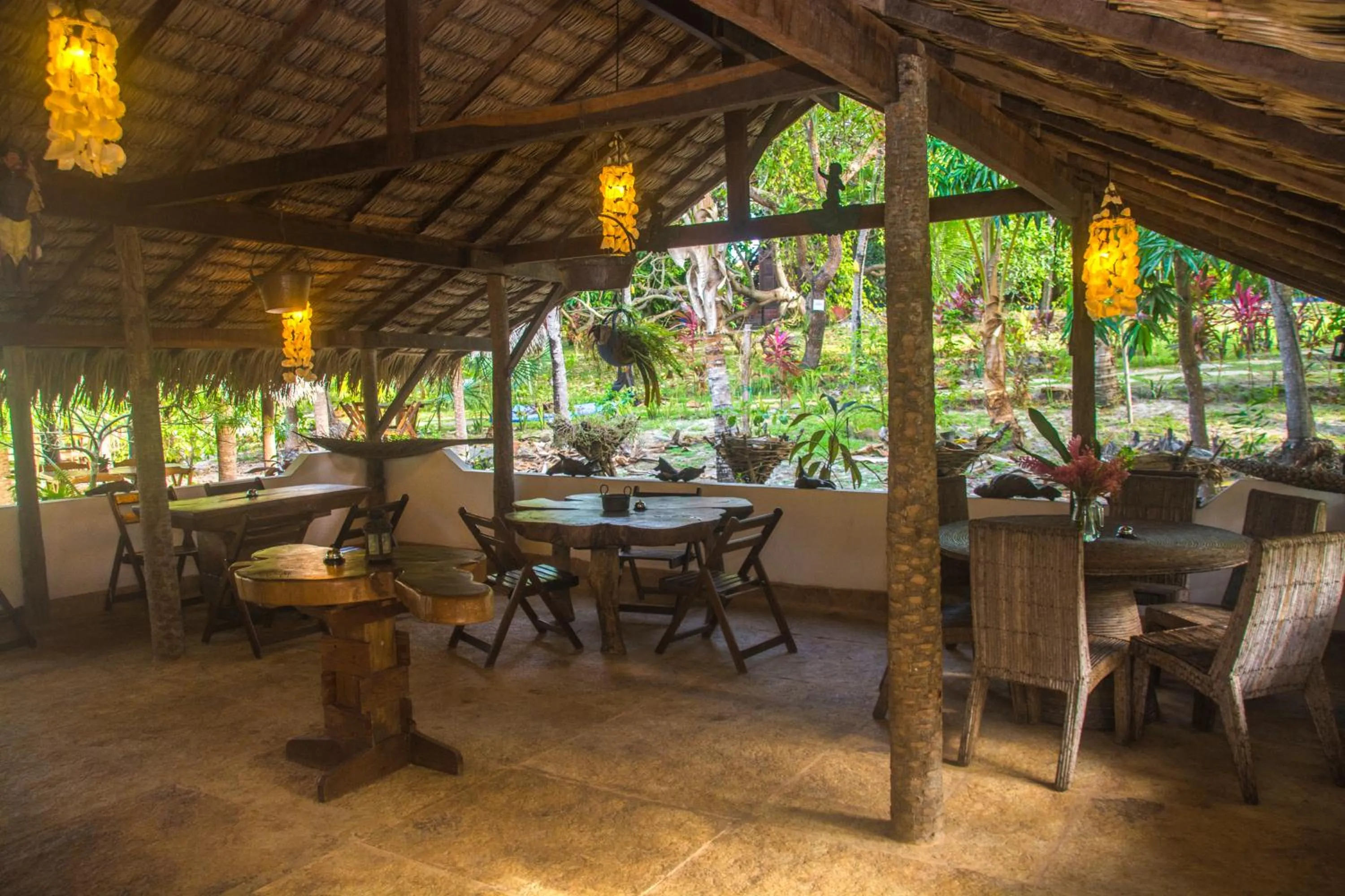 Restaurant/places to eat in Ciamat Camp