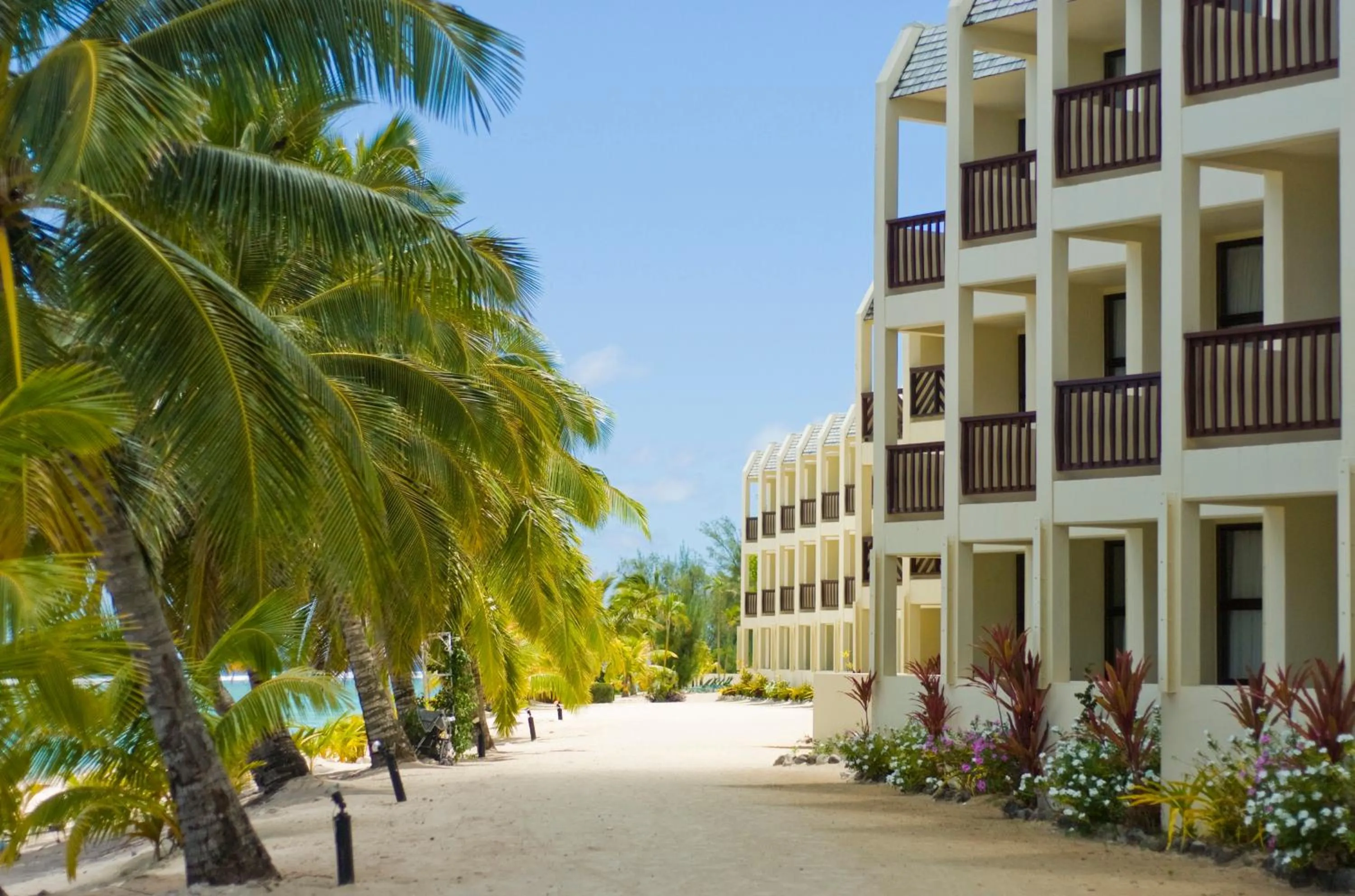 Facade/entrance in The Edgewater Resort & Spa