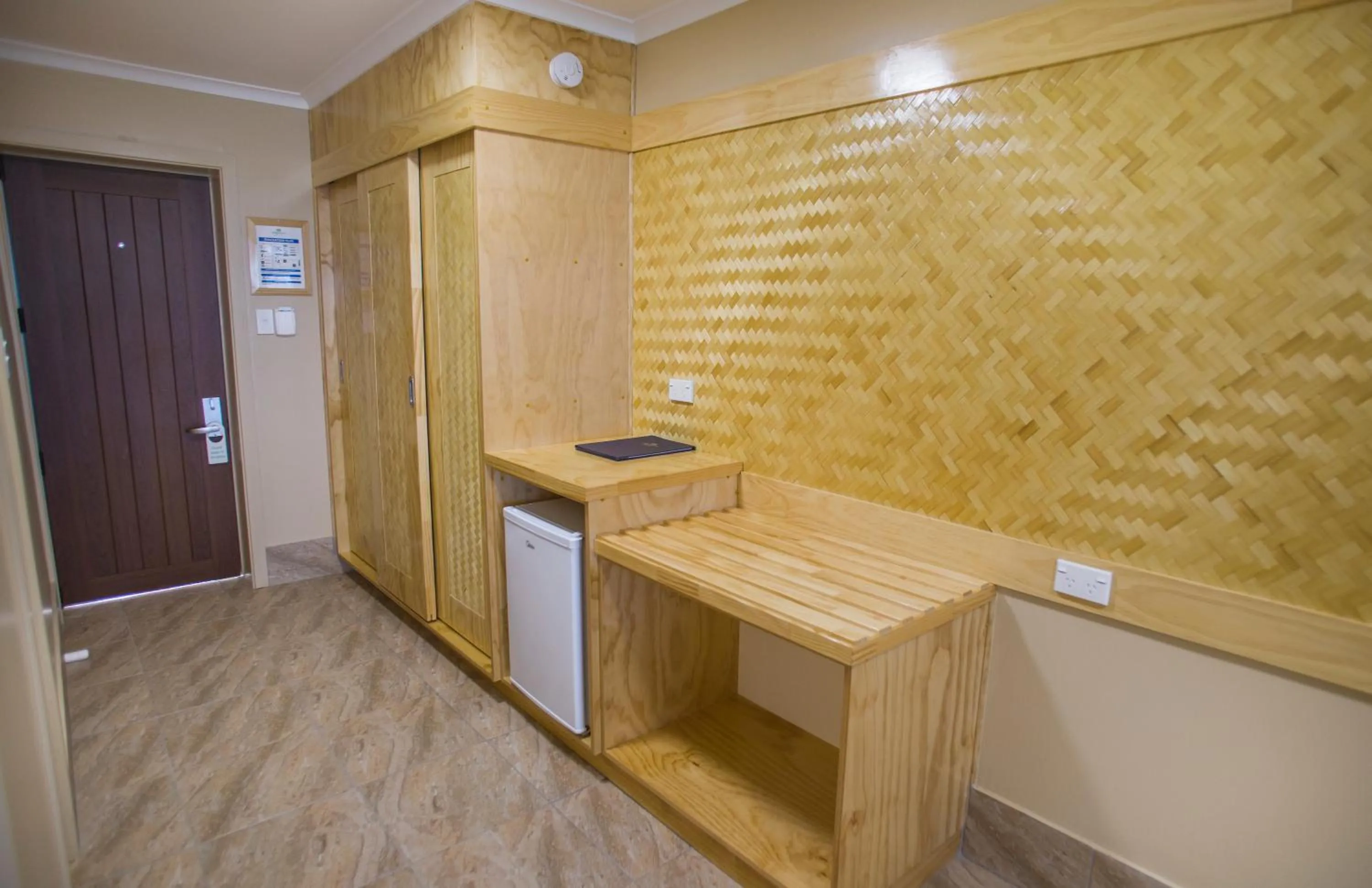 Coffee/tea facilities in The Edgewater Resort & Spa