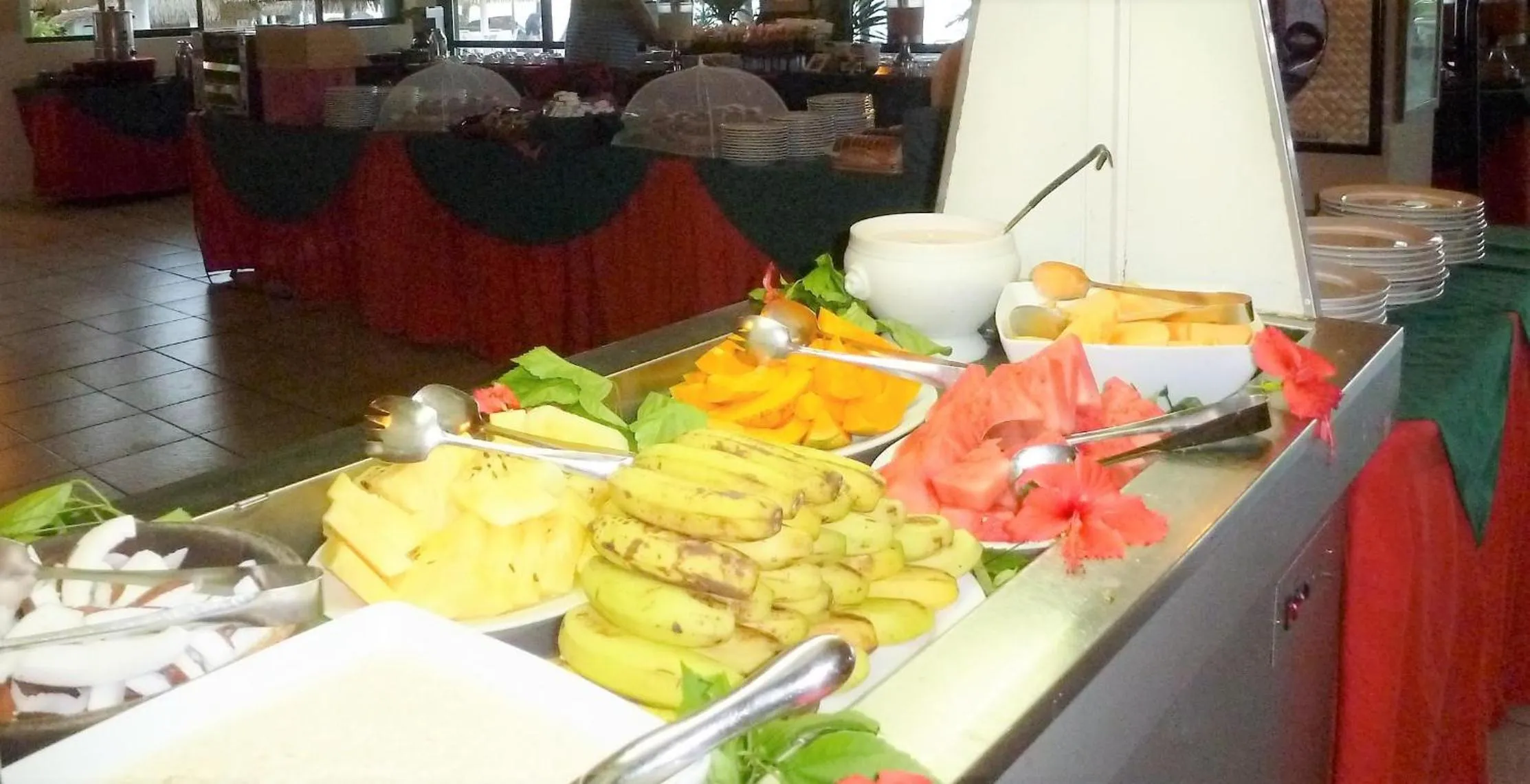 Food in The Edgewater Resort & Spa