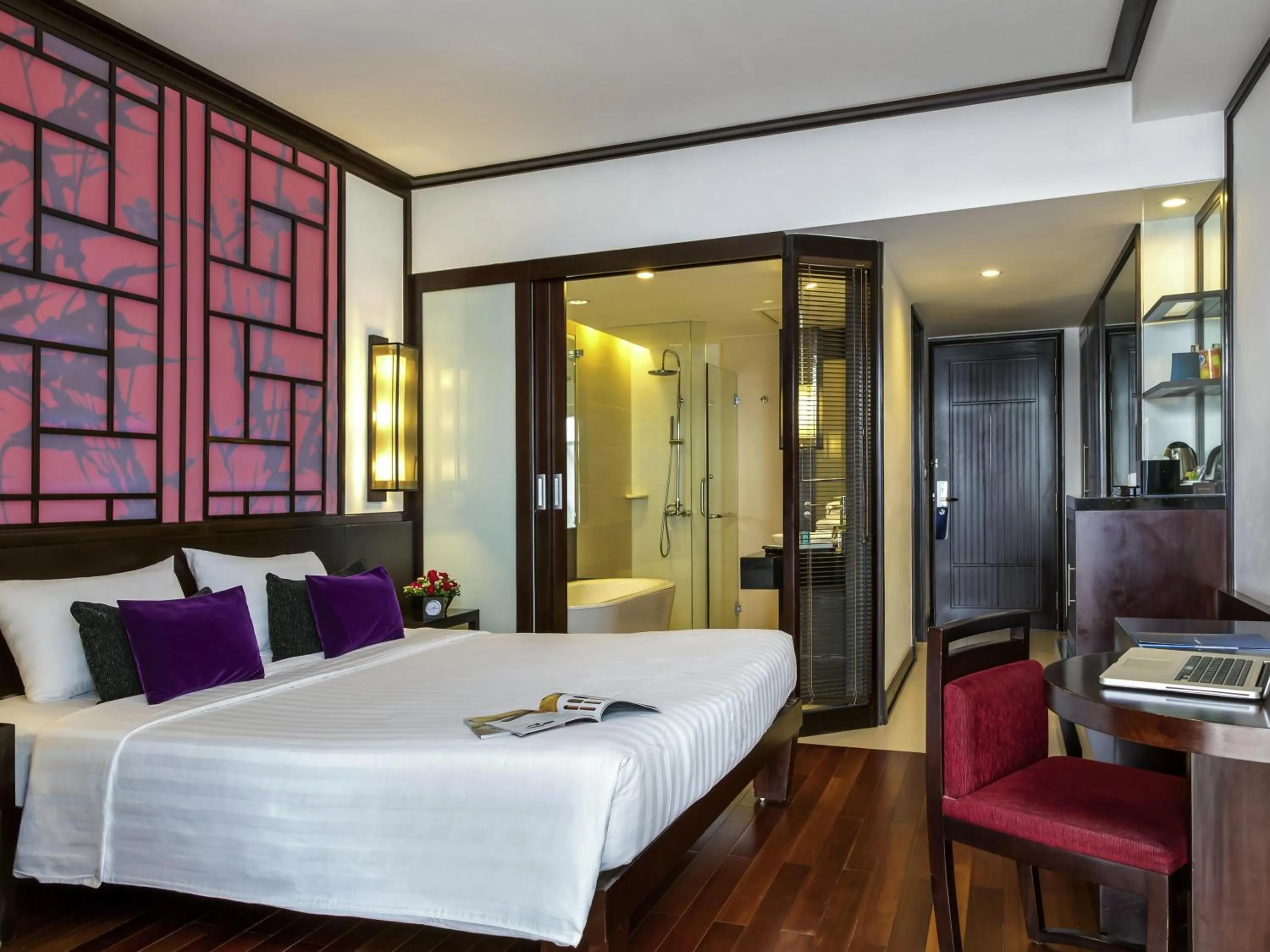 Bedroom, Bed in Novotel Ha Long Bay Hotel