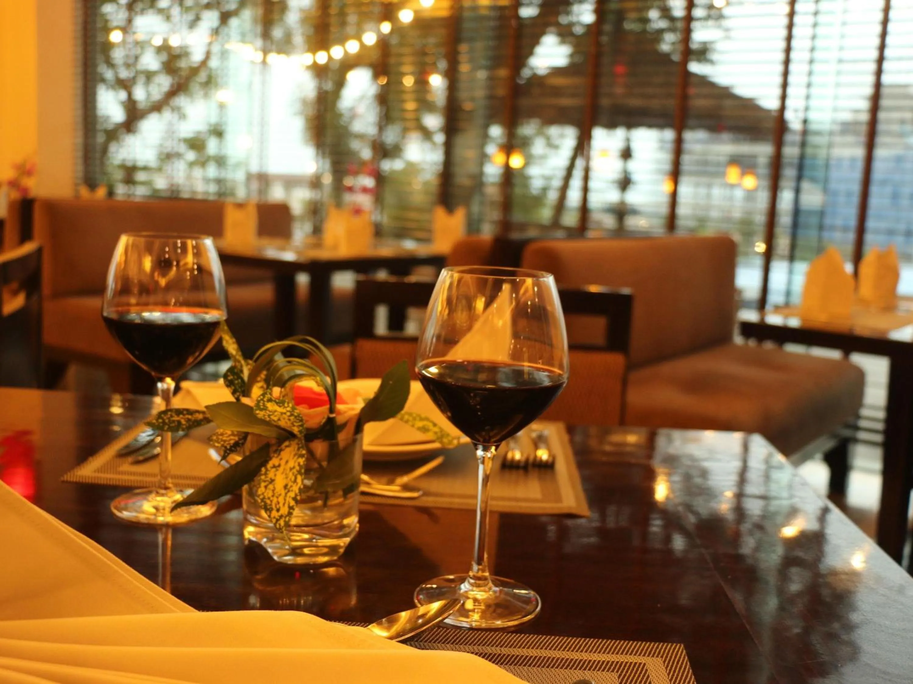 Restaurant/places to eat in Novotel Ha Long Bay Hotel