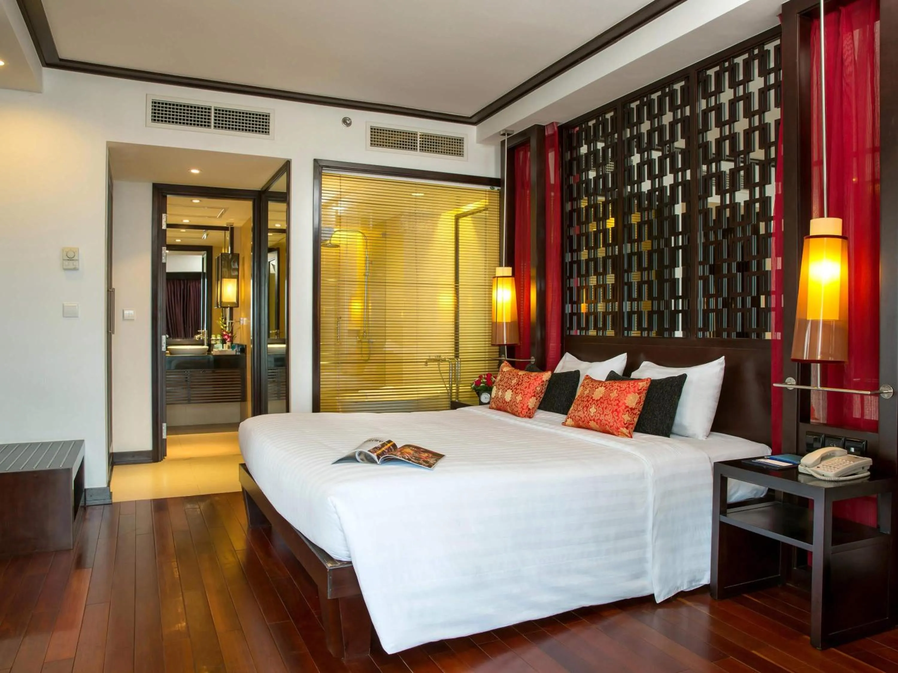 Bedroom, Bed in Novotel Ha Long Bay Hotel