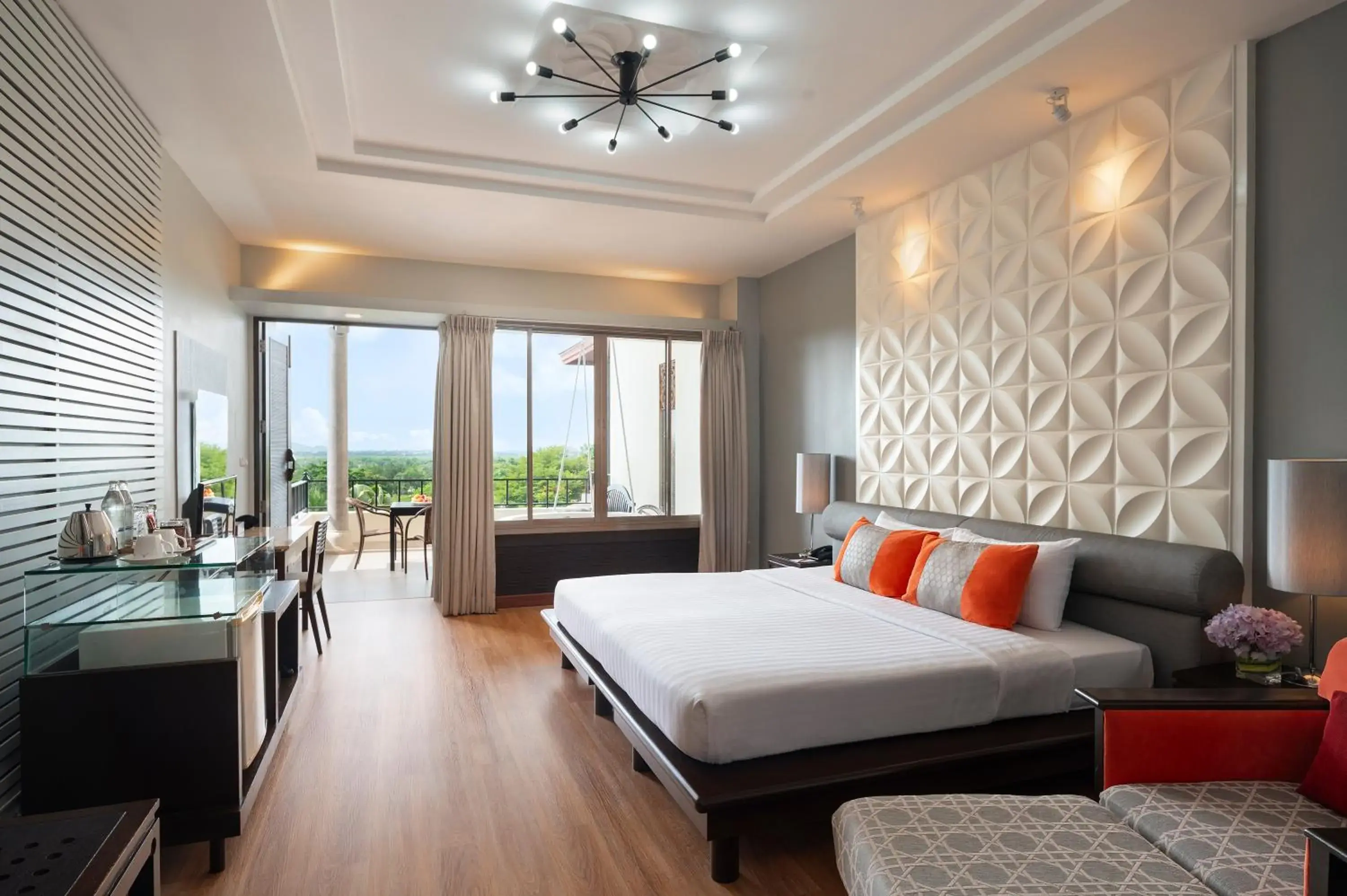 Deluxe Jacuzzi in Springfield Village Golf & Spa Deluxe Jacuzzi in Springfield Village Golf & Spa