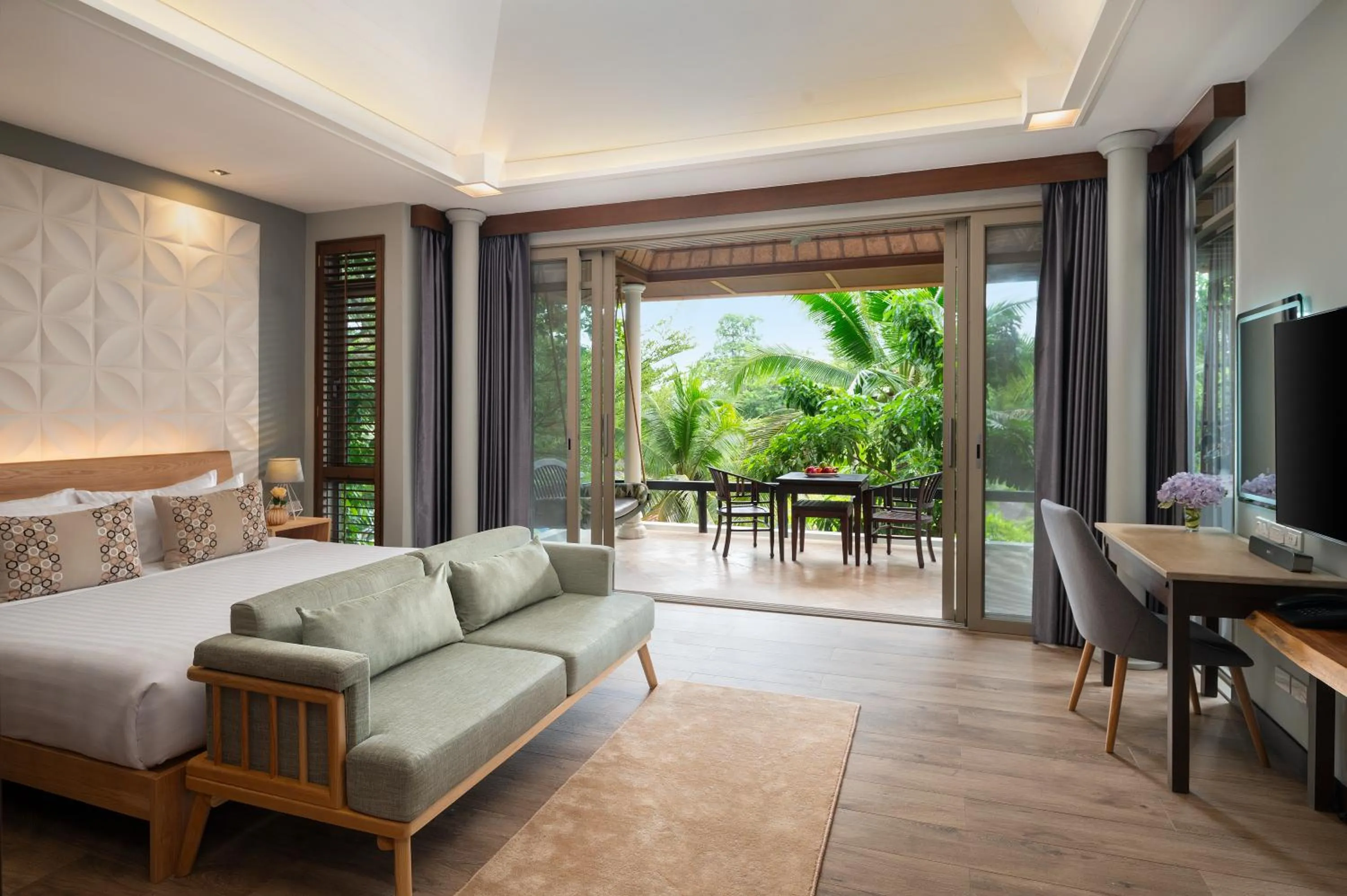 Bed in Springfield Village Golf & Spa