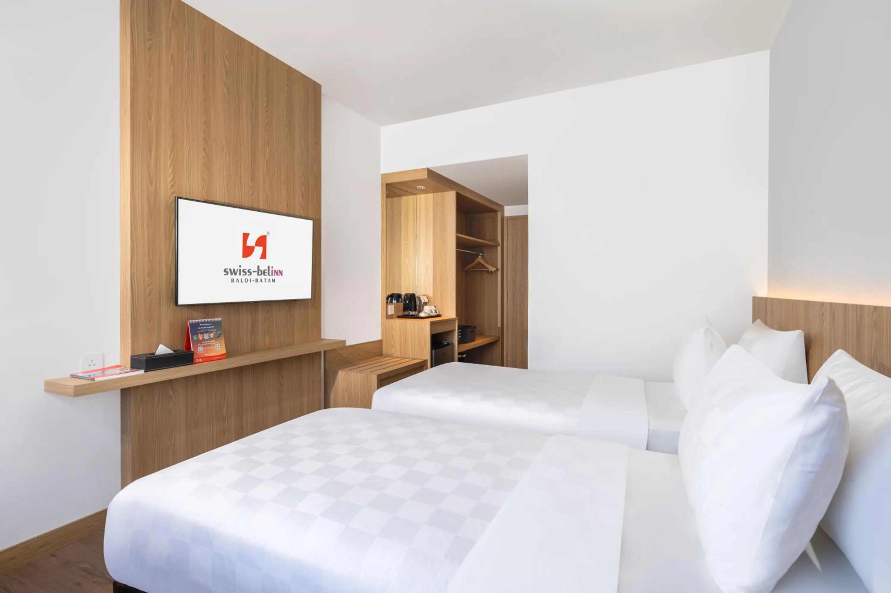 Bedroom, Bed in Swiss-Belinn Baloi Batam
