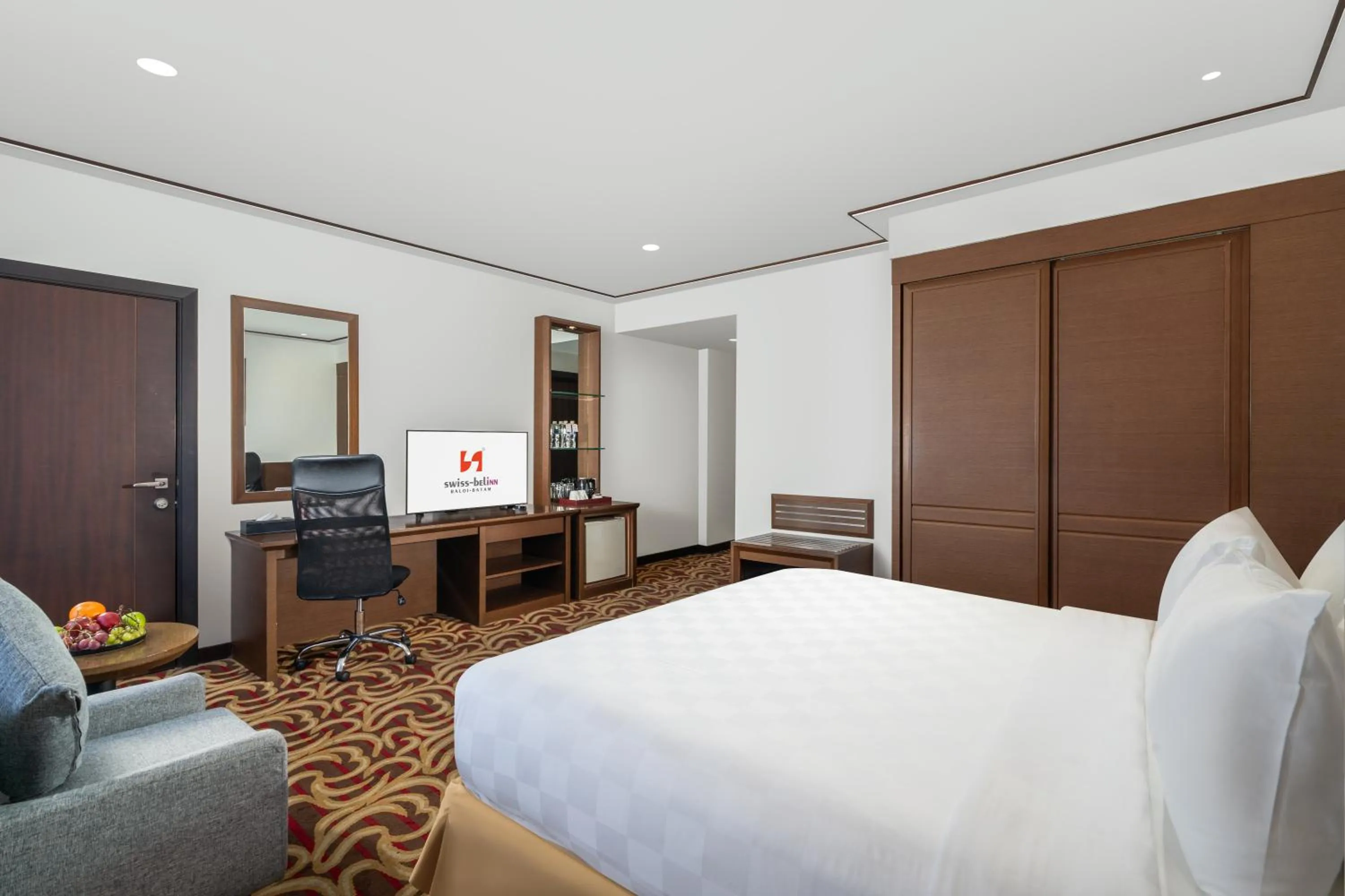 Bedroom, Bed in Swiss-Belinn Baloi Batam