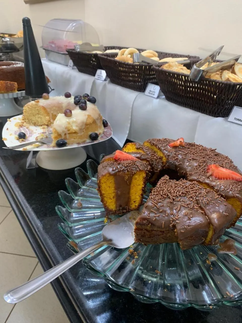 Buffet breakfast in Nioja Hotel