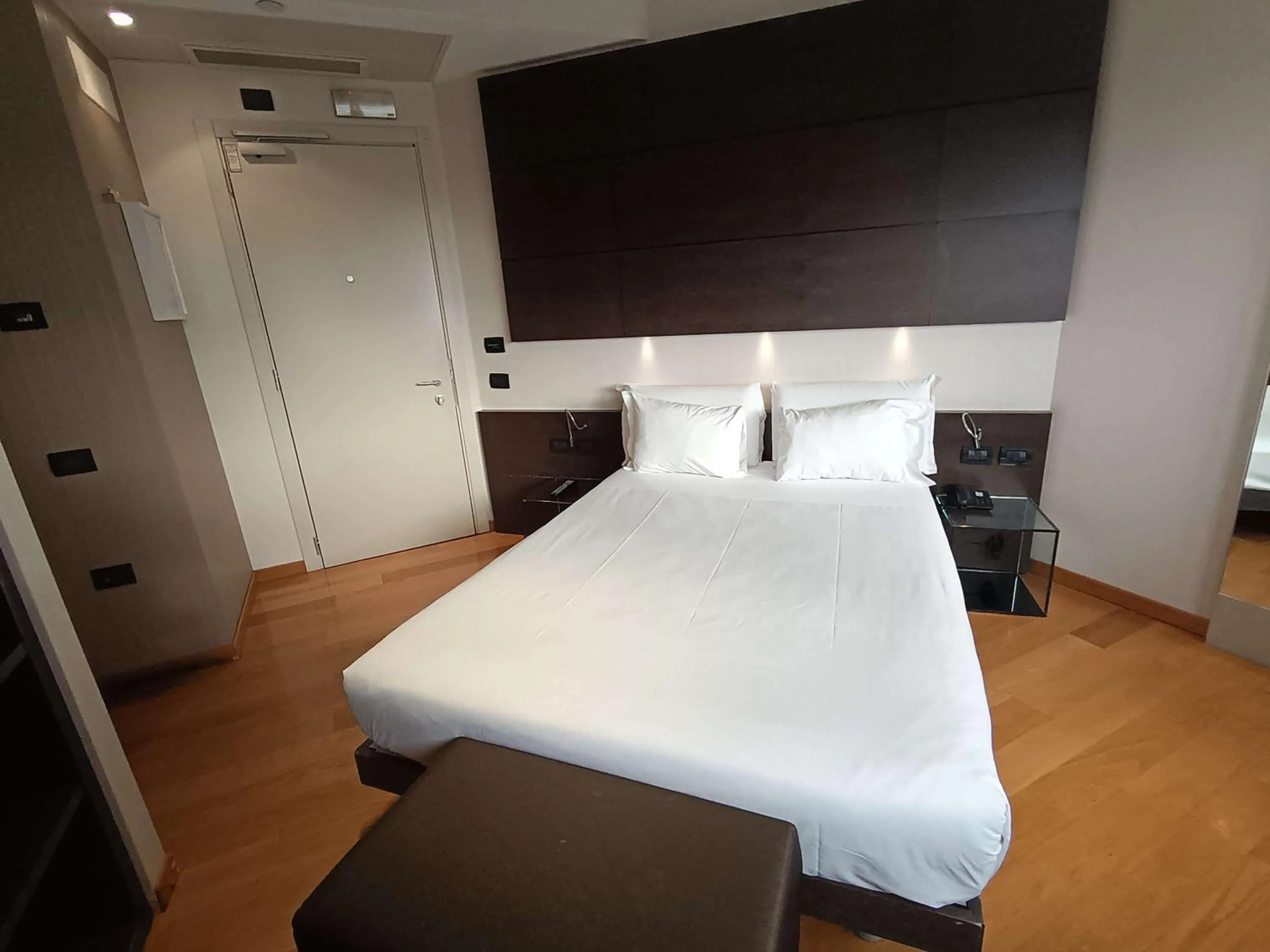 Bedroom, Bed in Best Western Plus The Hub Hotel