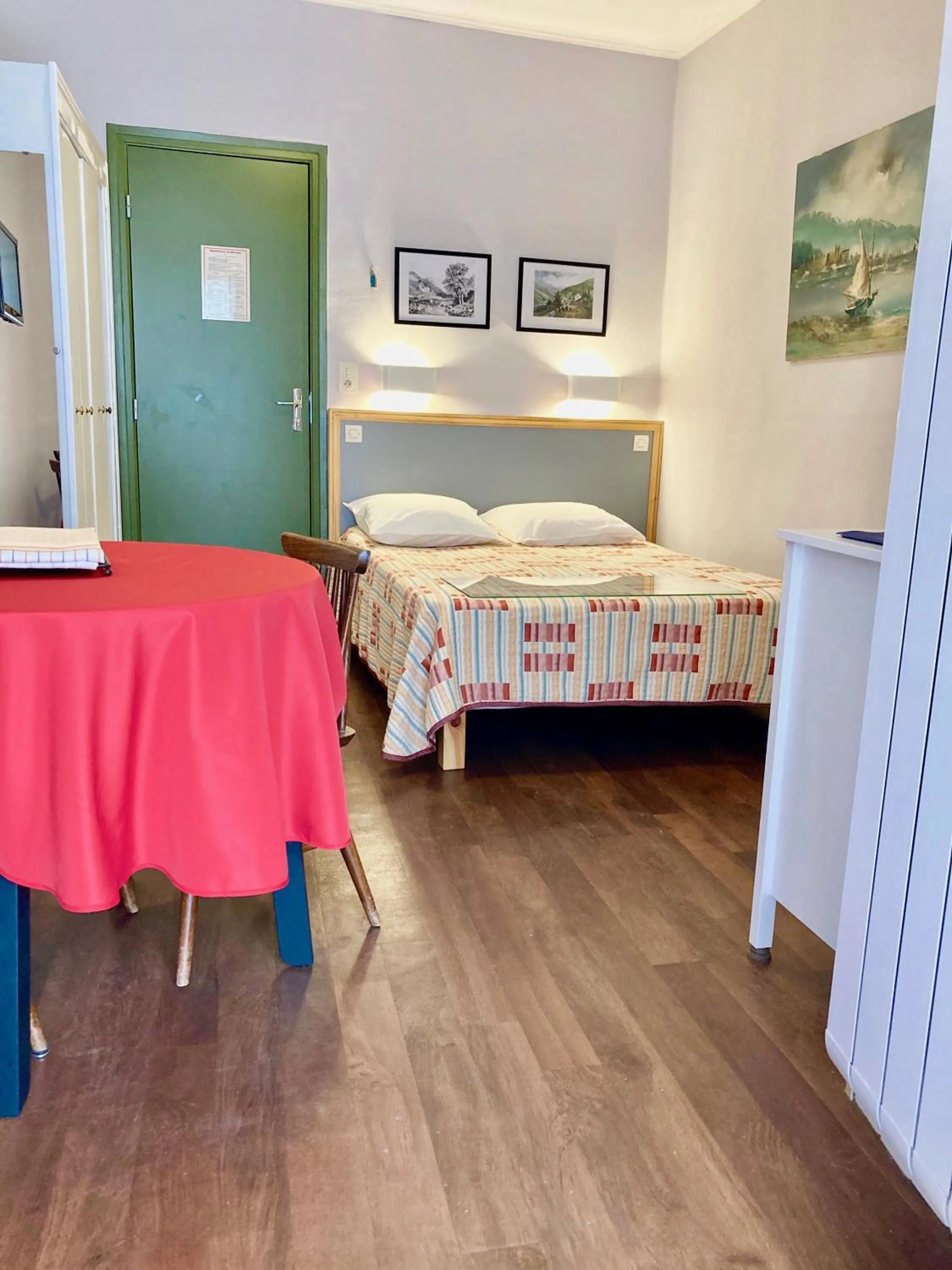 Bedroom, Bed in Résidence Richelieu