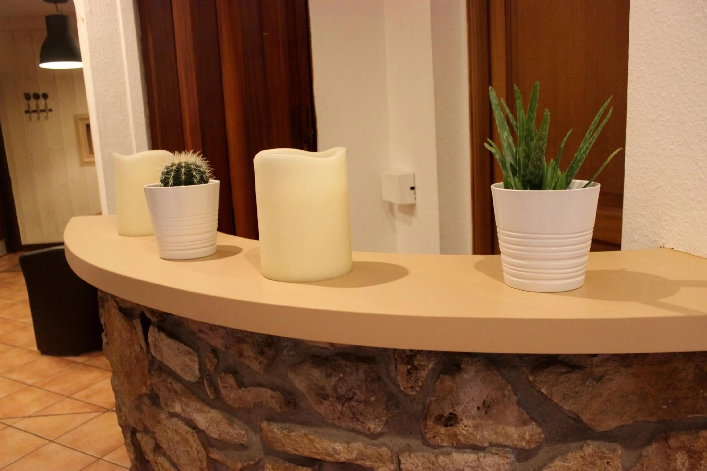 Lobby or reception in A la Maison Rouge Hôtel & Restaurant