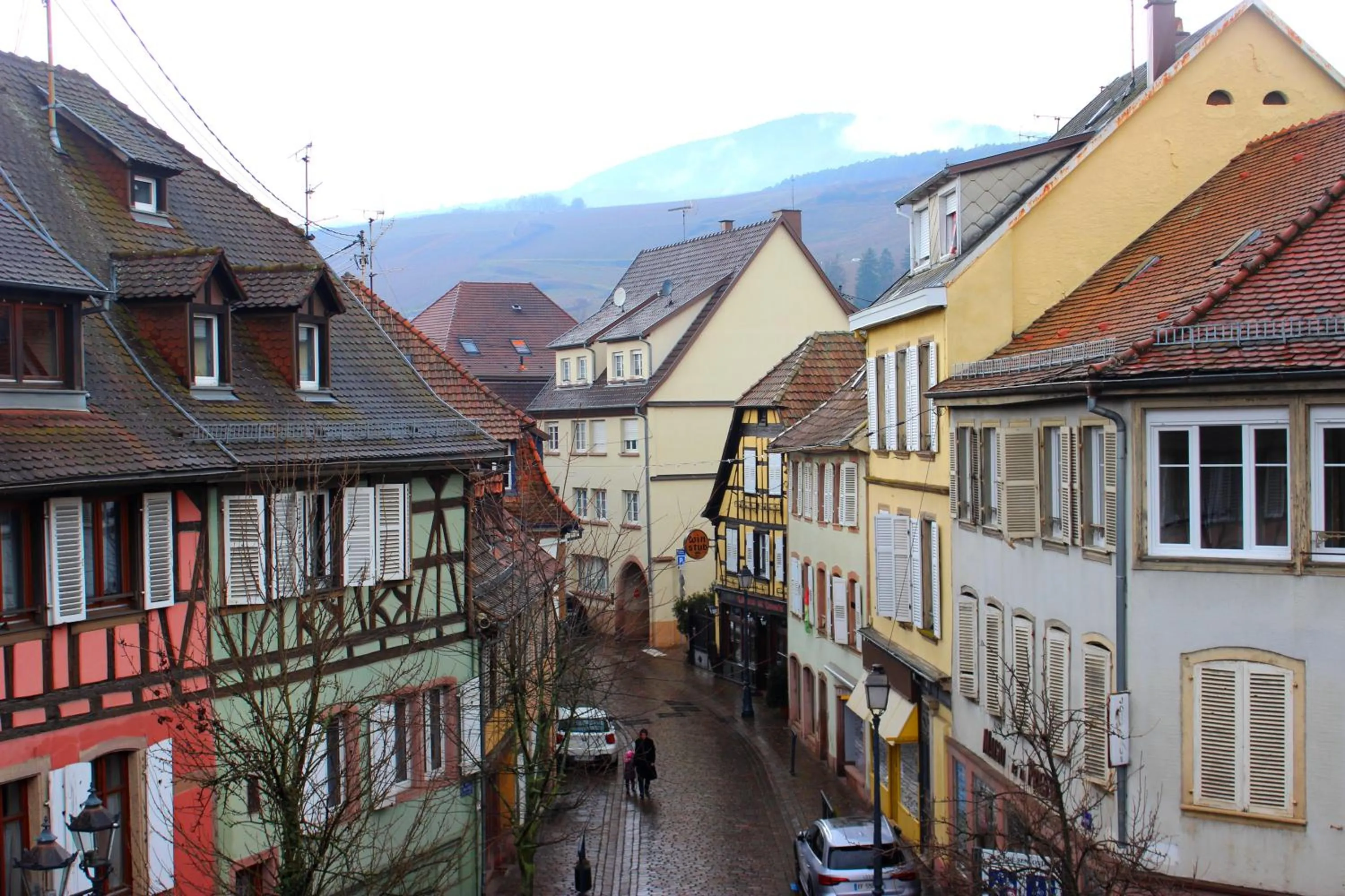 City view in A la Maison Rouge Hôtel & Restaurant