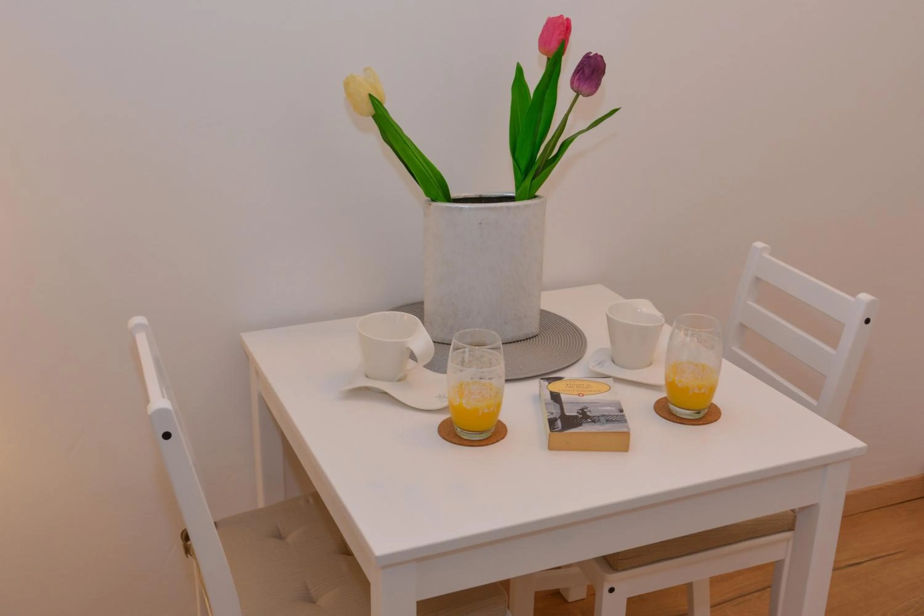 Photo of the whole room in Rilati Old town Palace 2