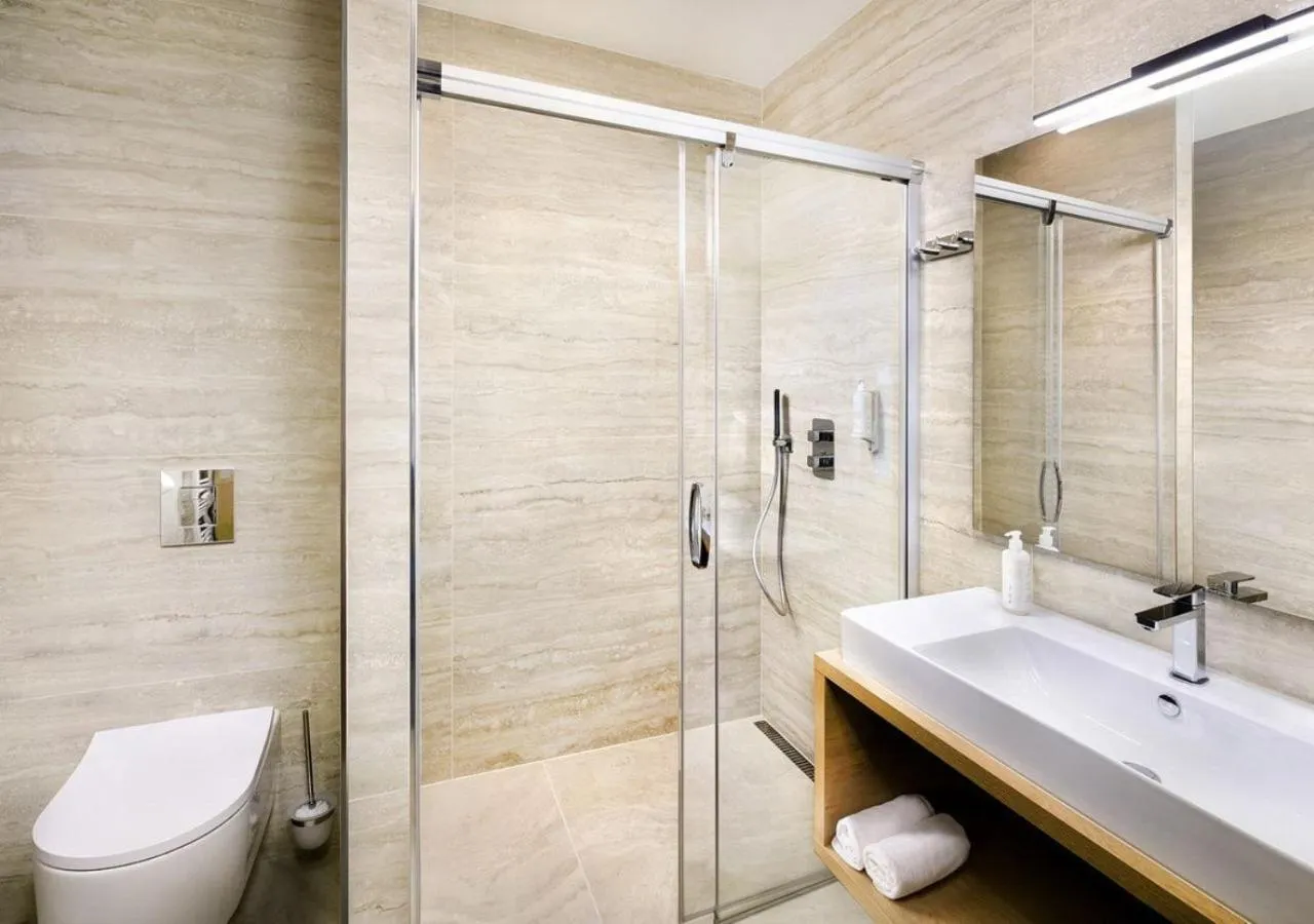 Bathroom in Hotel Galeria Thermal Bešeňová