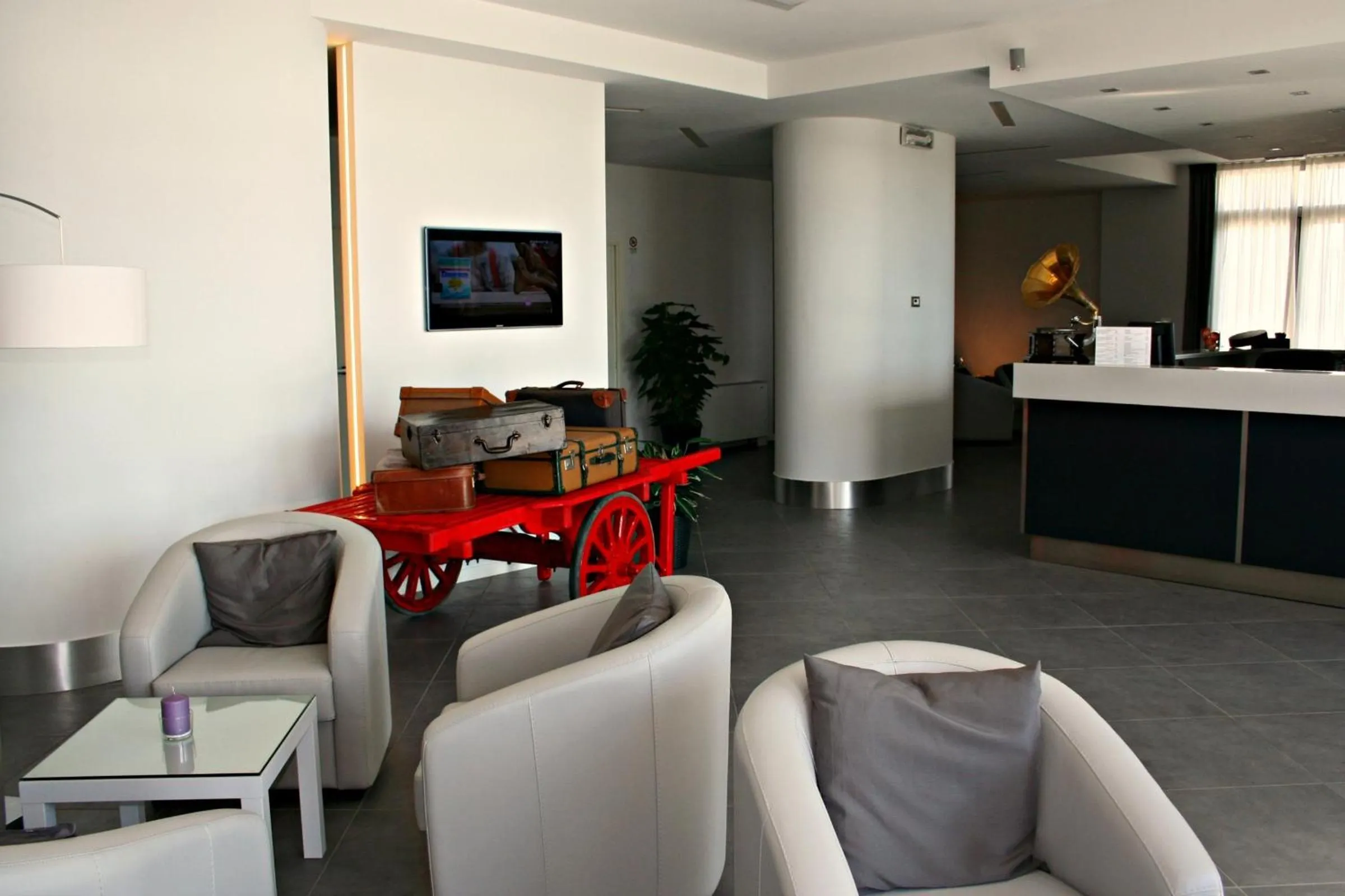 Lobby or reception in Castelmartini Wellness & Business Hotel