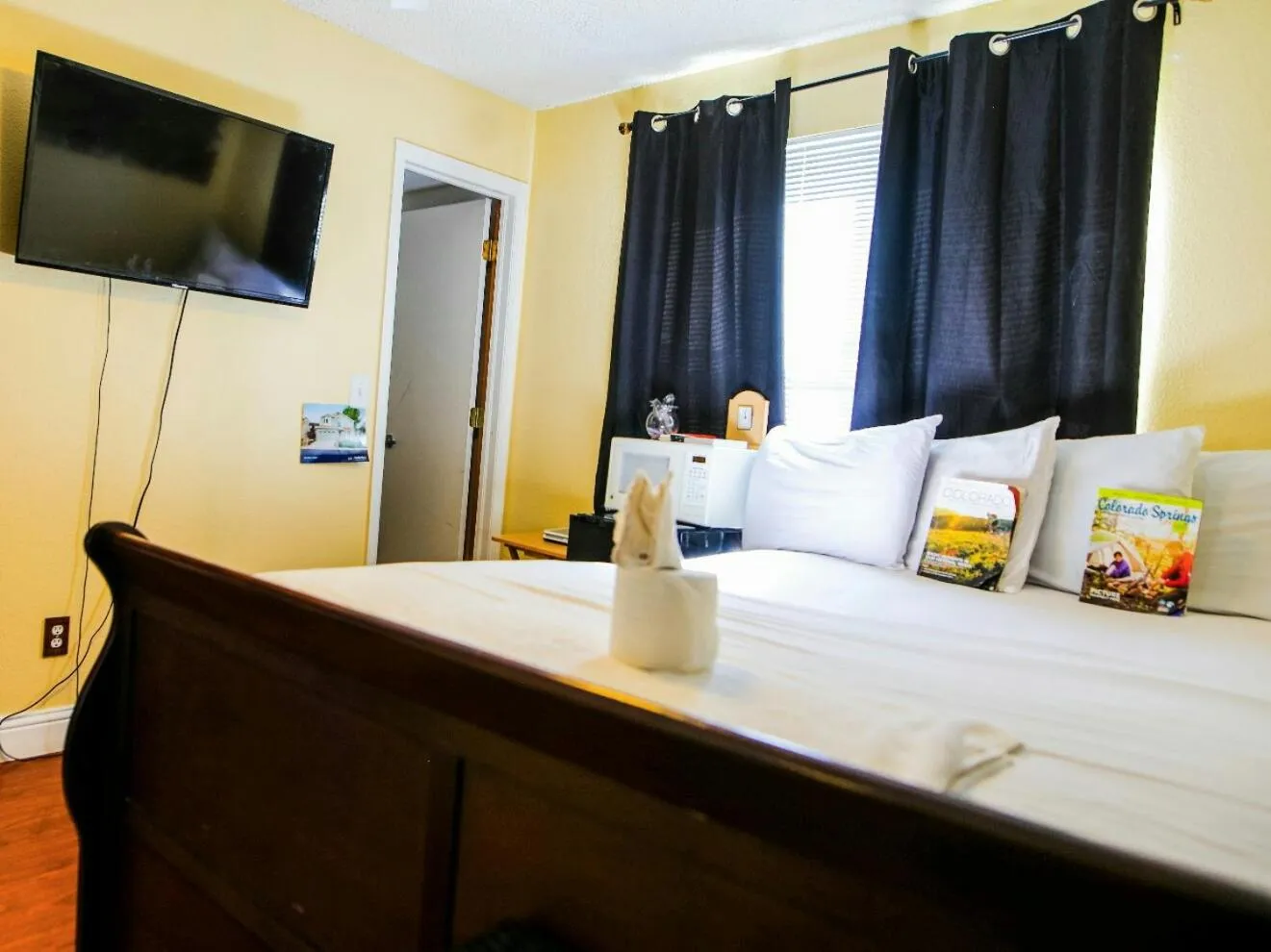 Bed in Airport Lay Over