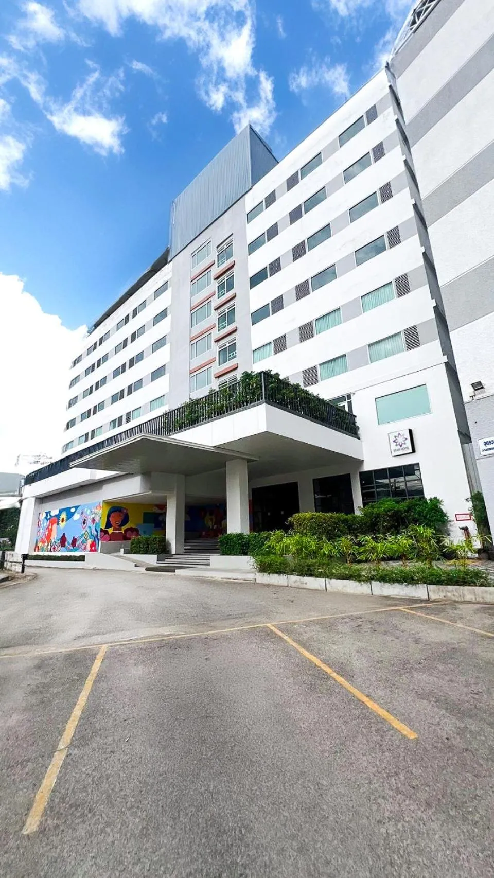 Property building in Star Hotel Chiang Mai - SHA Extra Pus