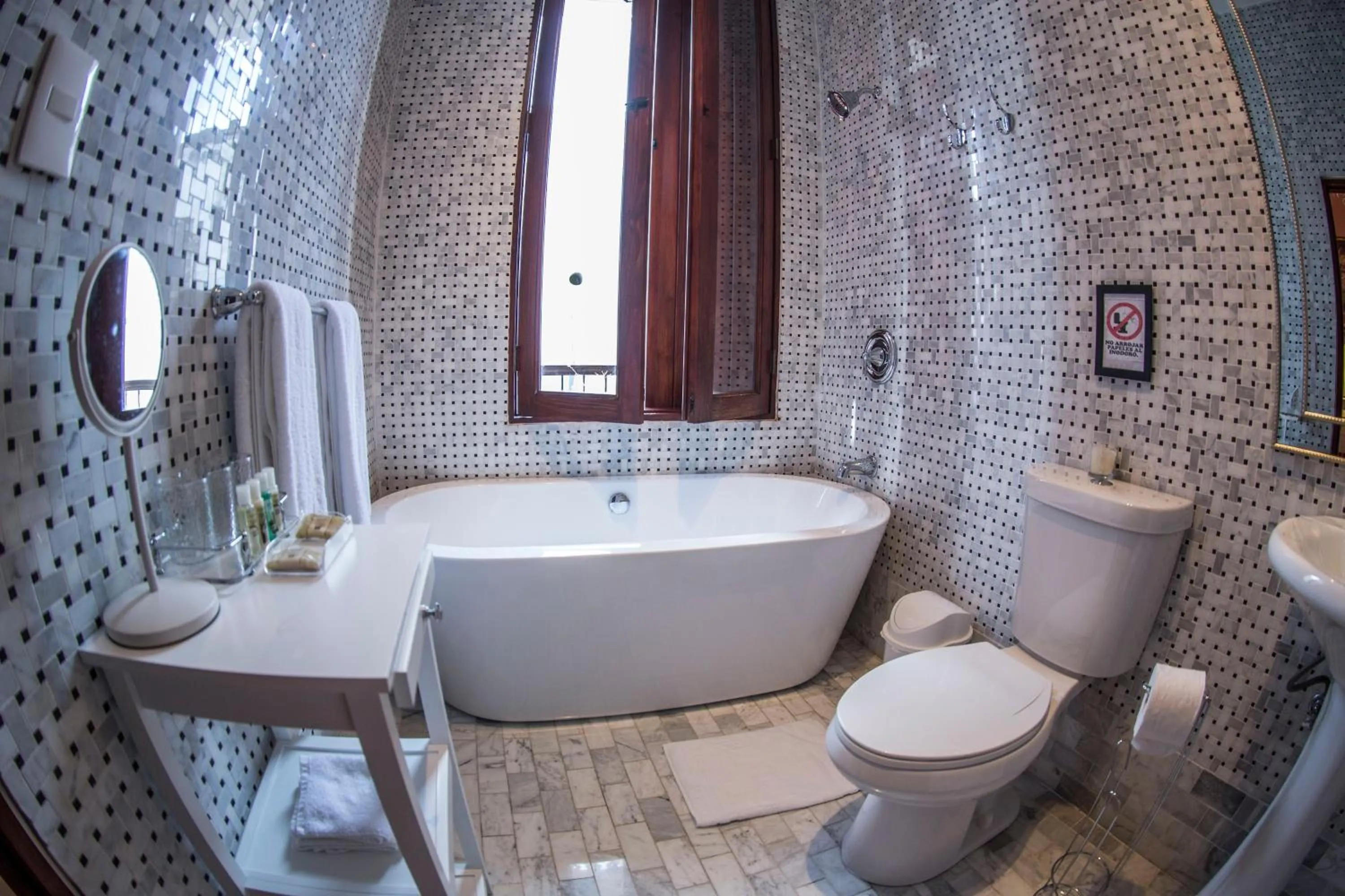 Bathroom in Colonial 154 H Boutique