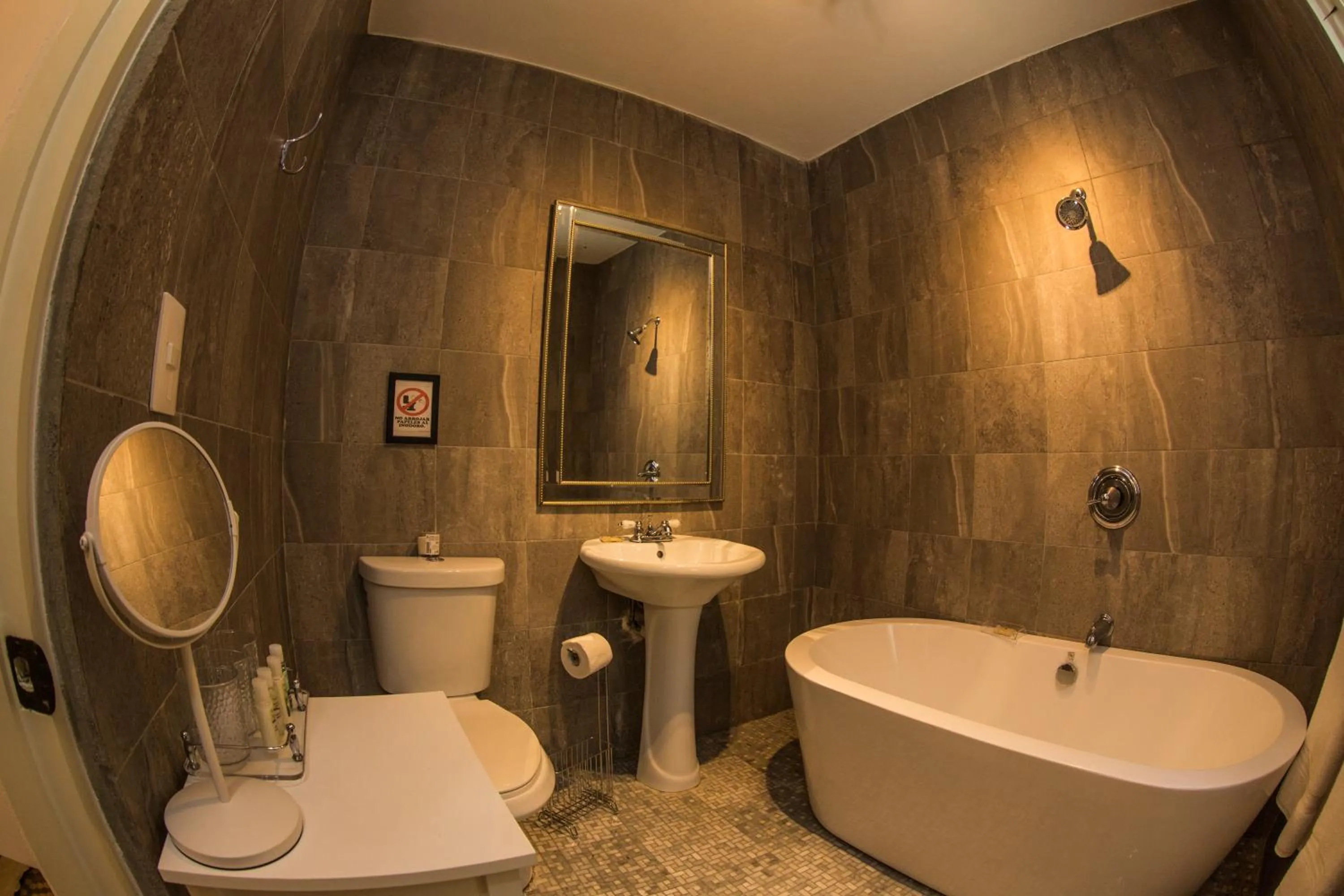 Bathroom in Colonial 154 H Boutique