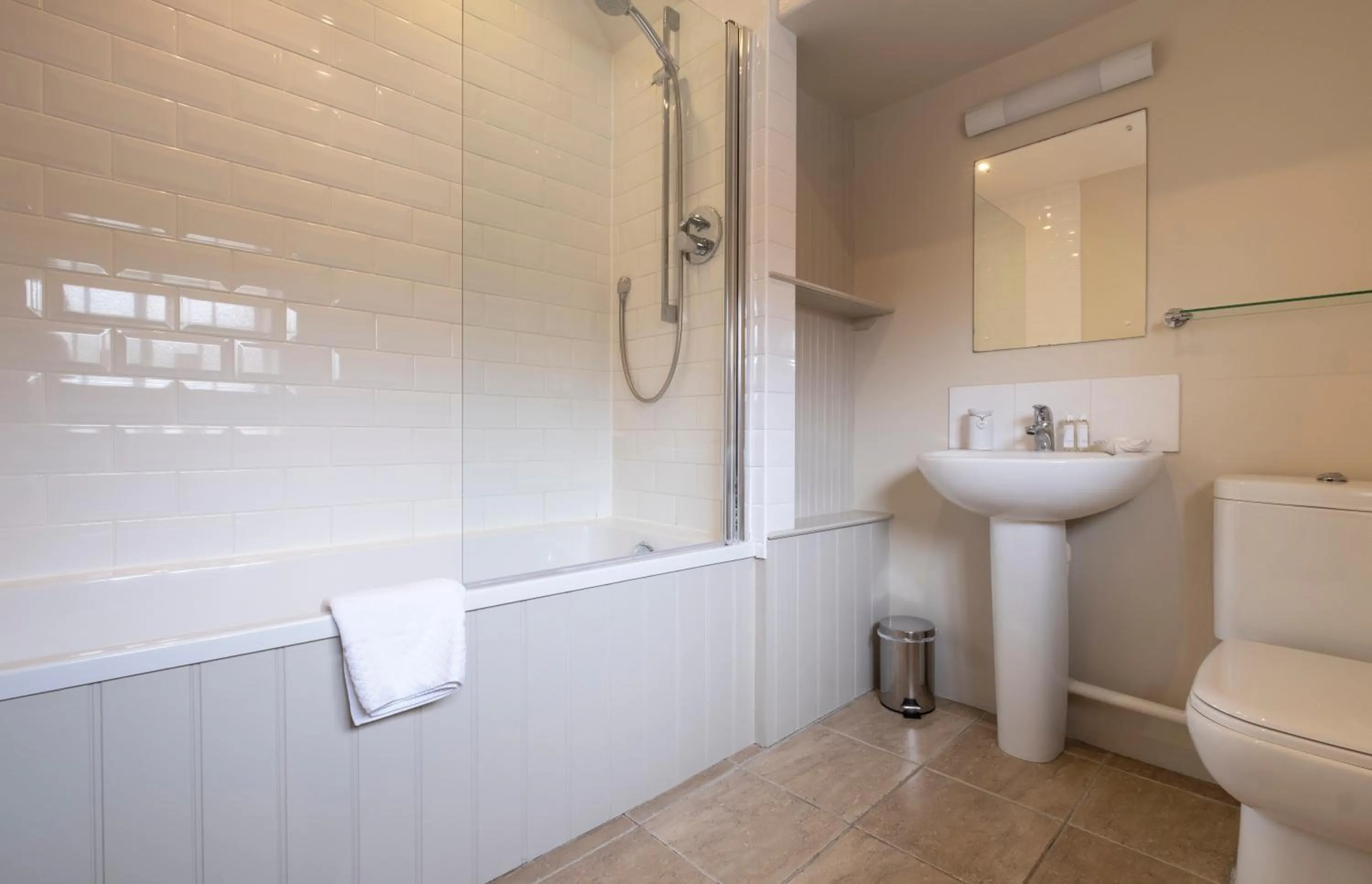 Bathroom in The Ship At Dunwich