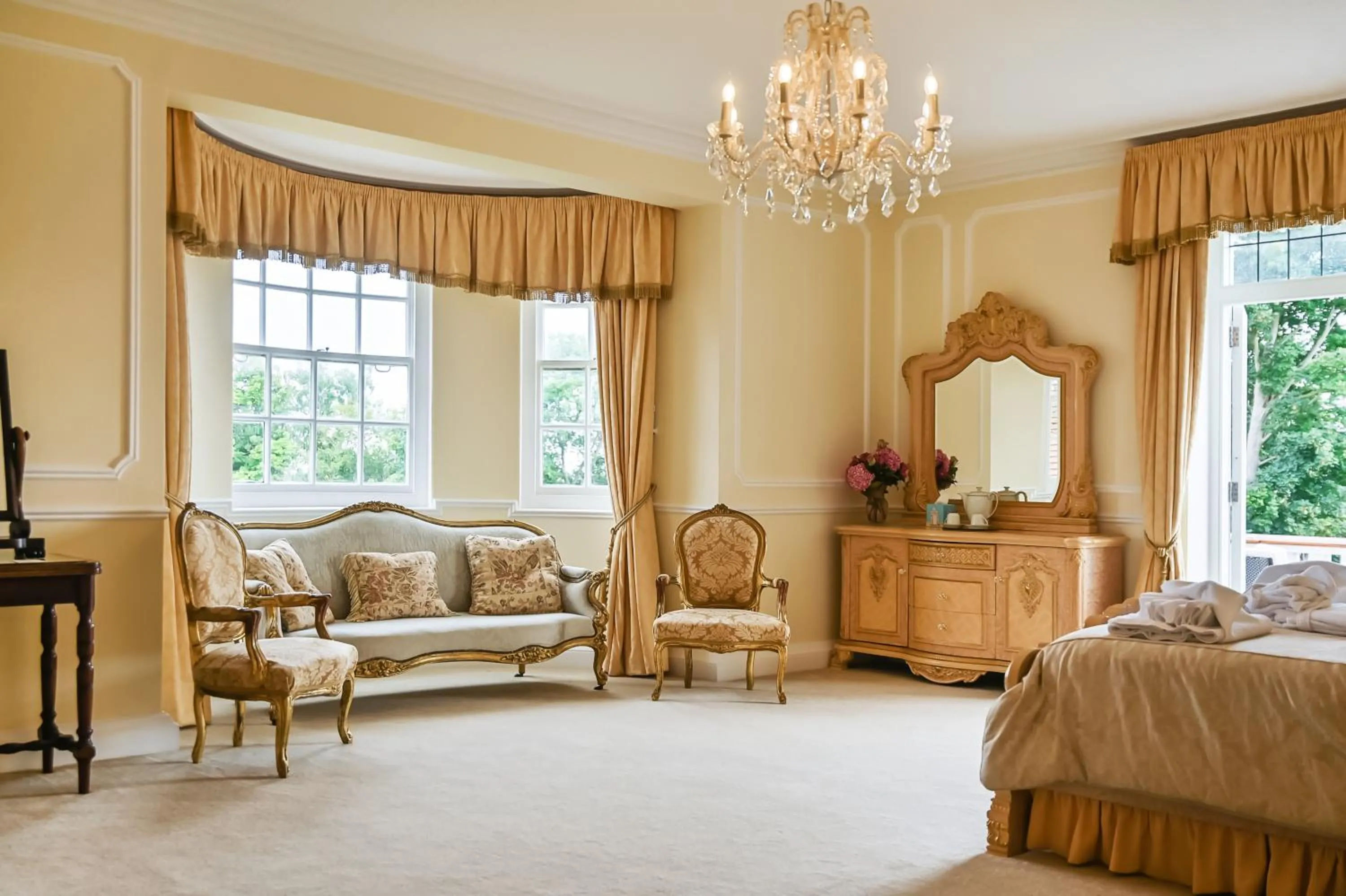 VIP, Bed in Saltcote Place