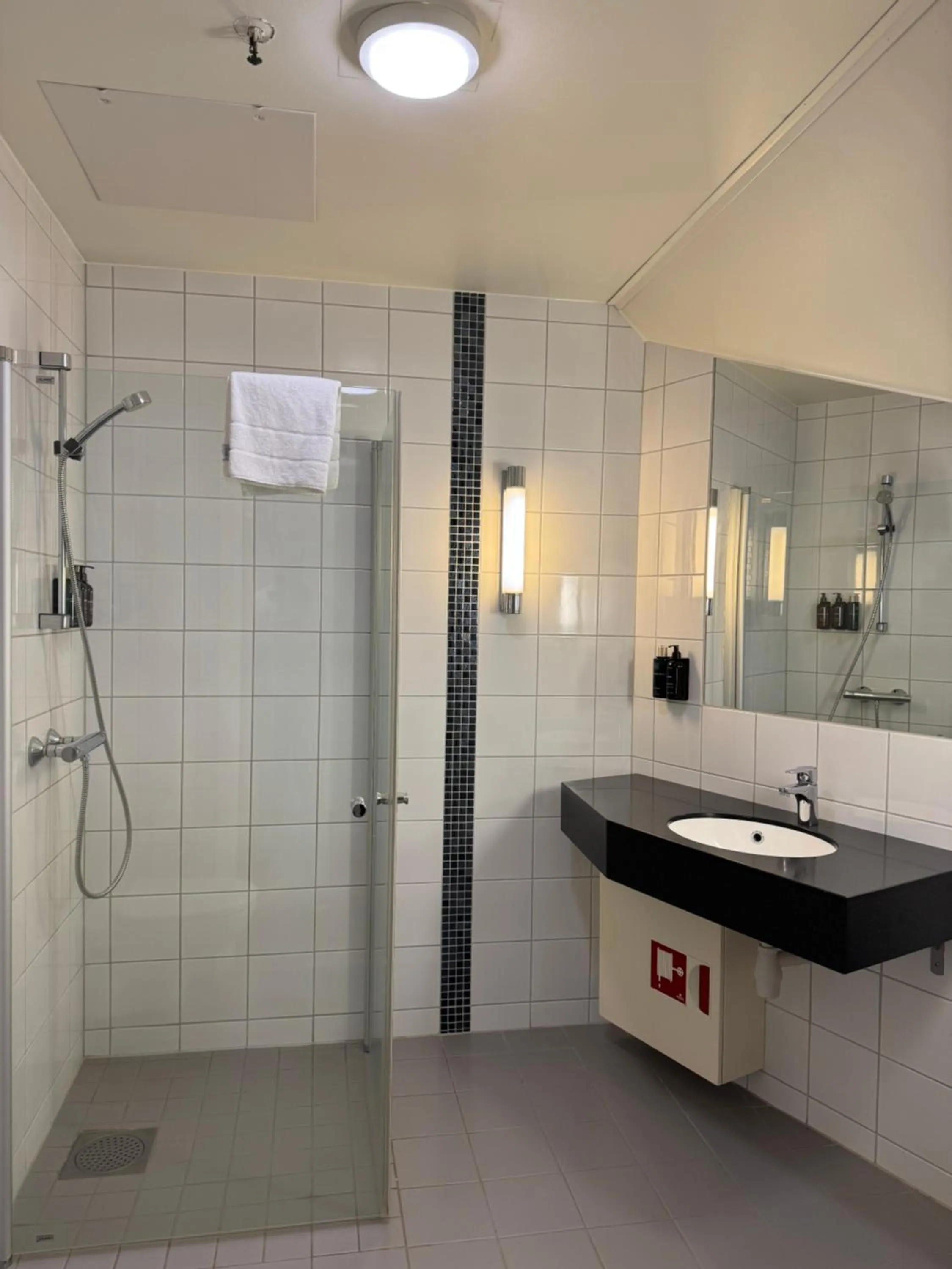 Bathroom in Home Hotel With