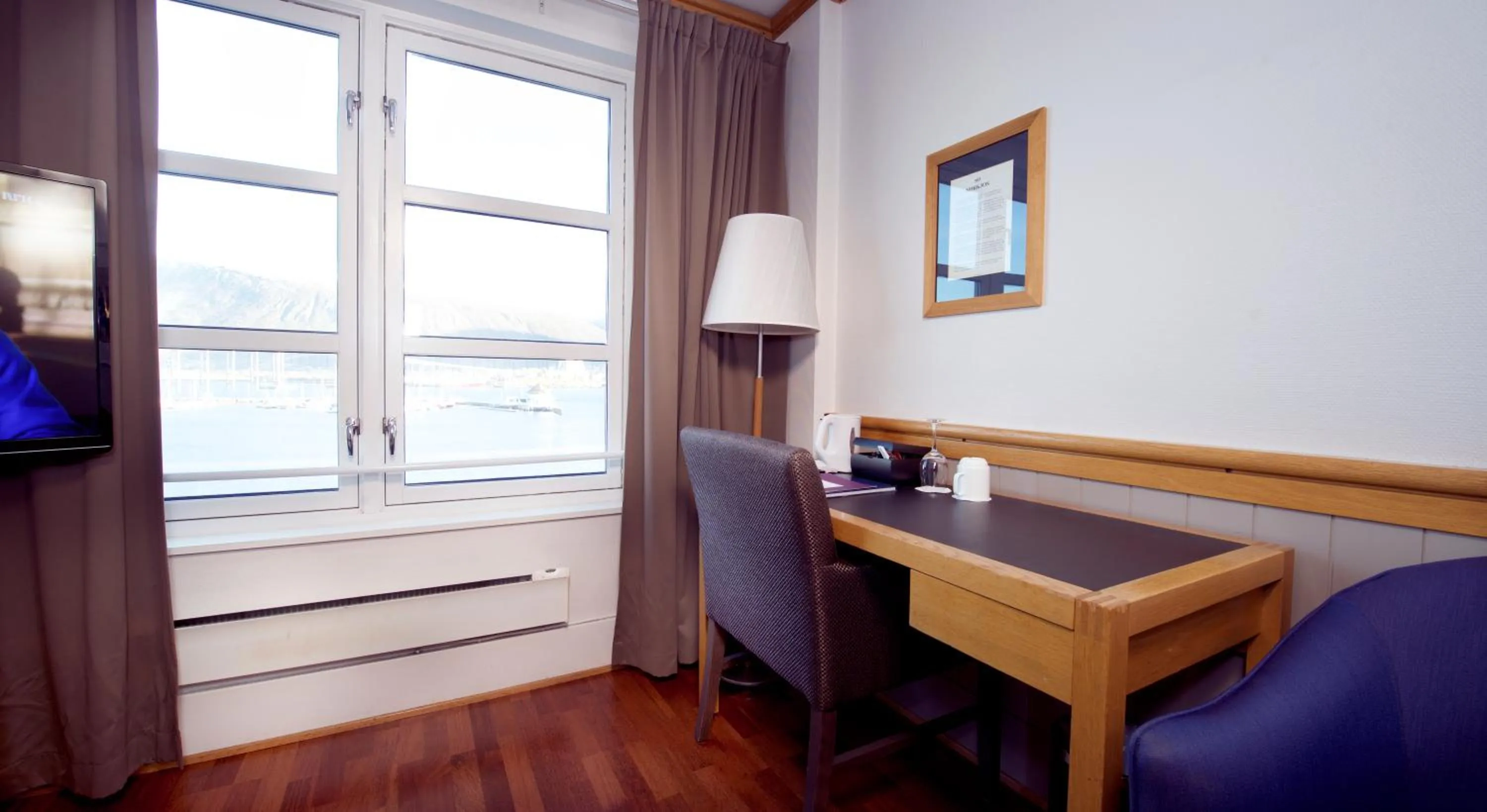 Seating area in Home Hotel With