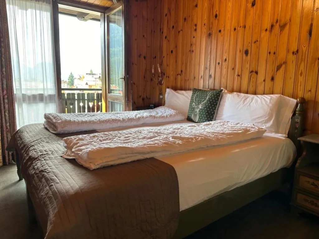 Bed in Hotel Garni St. Hubertus