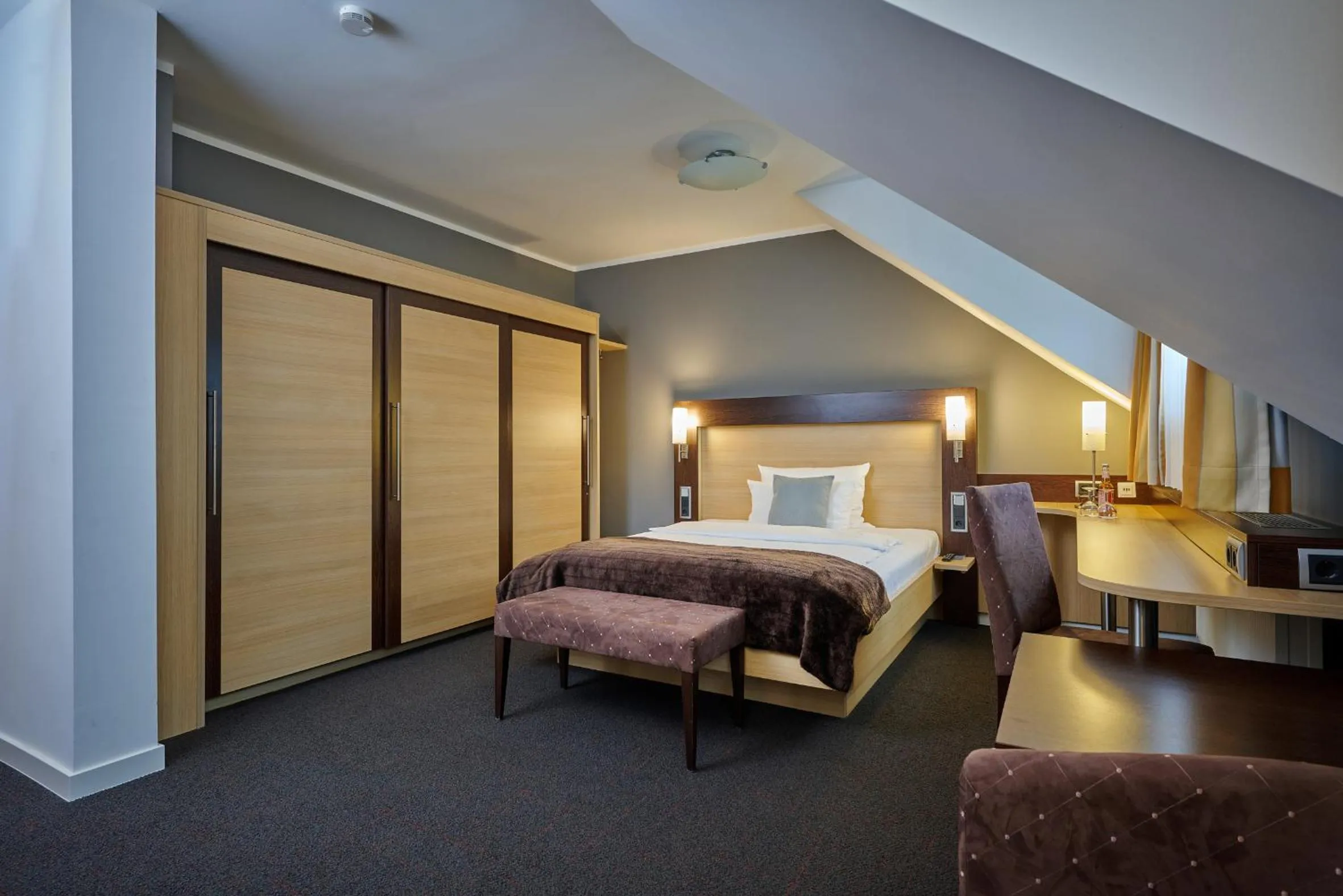 Photo of the whole room, Bed in Hotel Westend