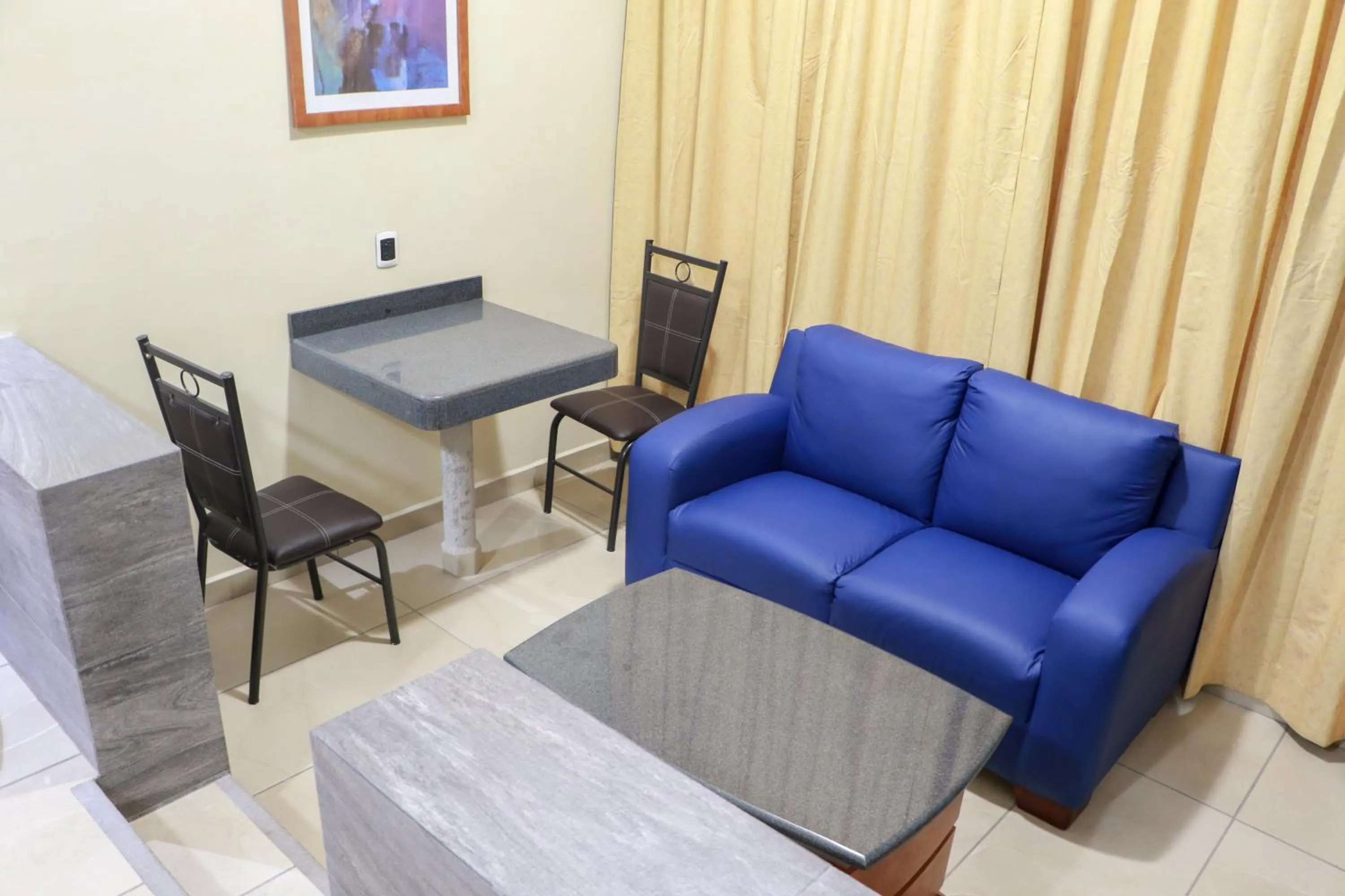 Living room in Autohotel Ilussion