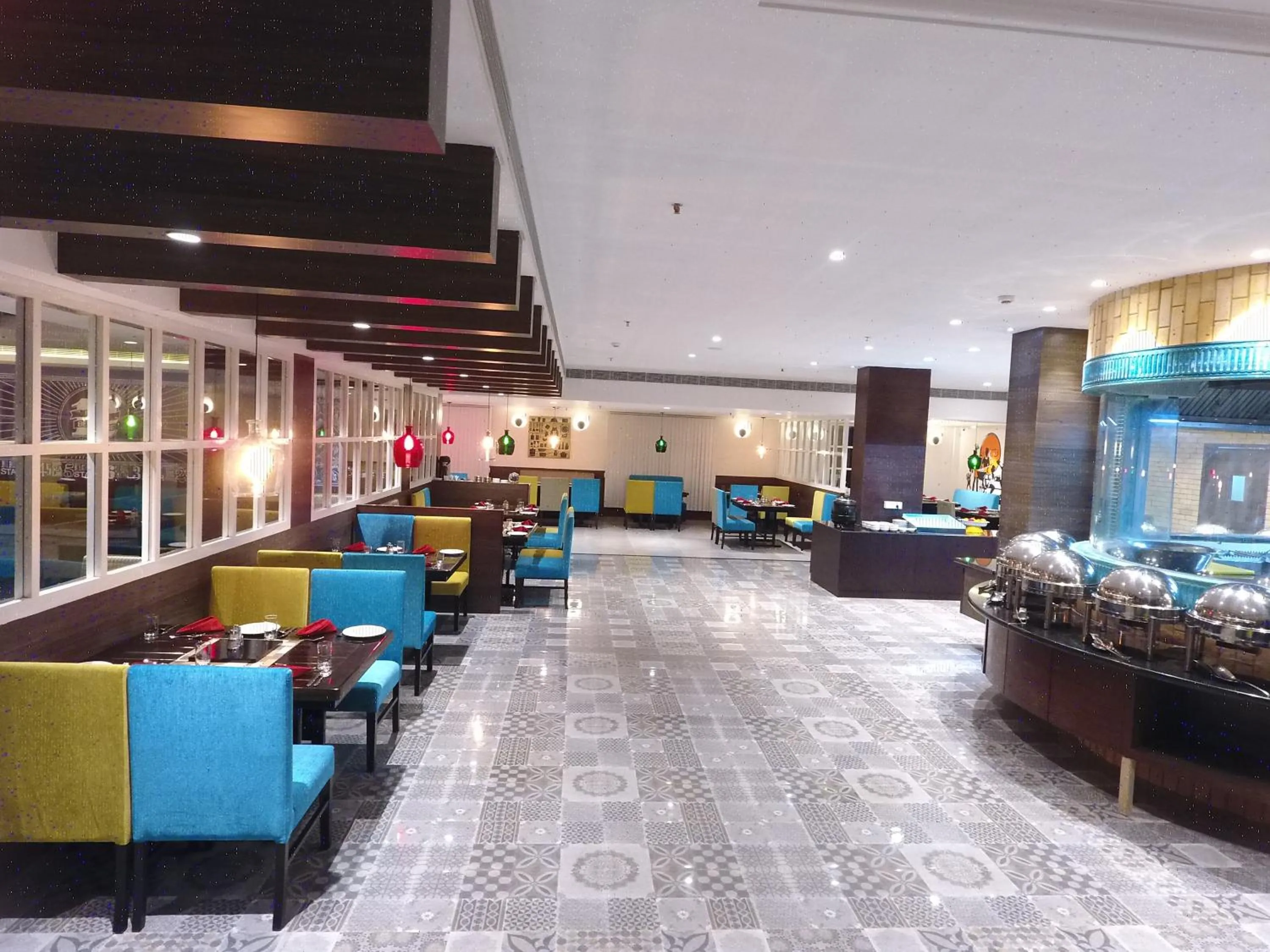 Restaurant/places to eat in Hash Six Hotels