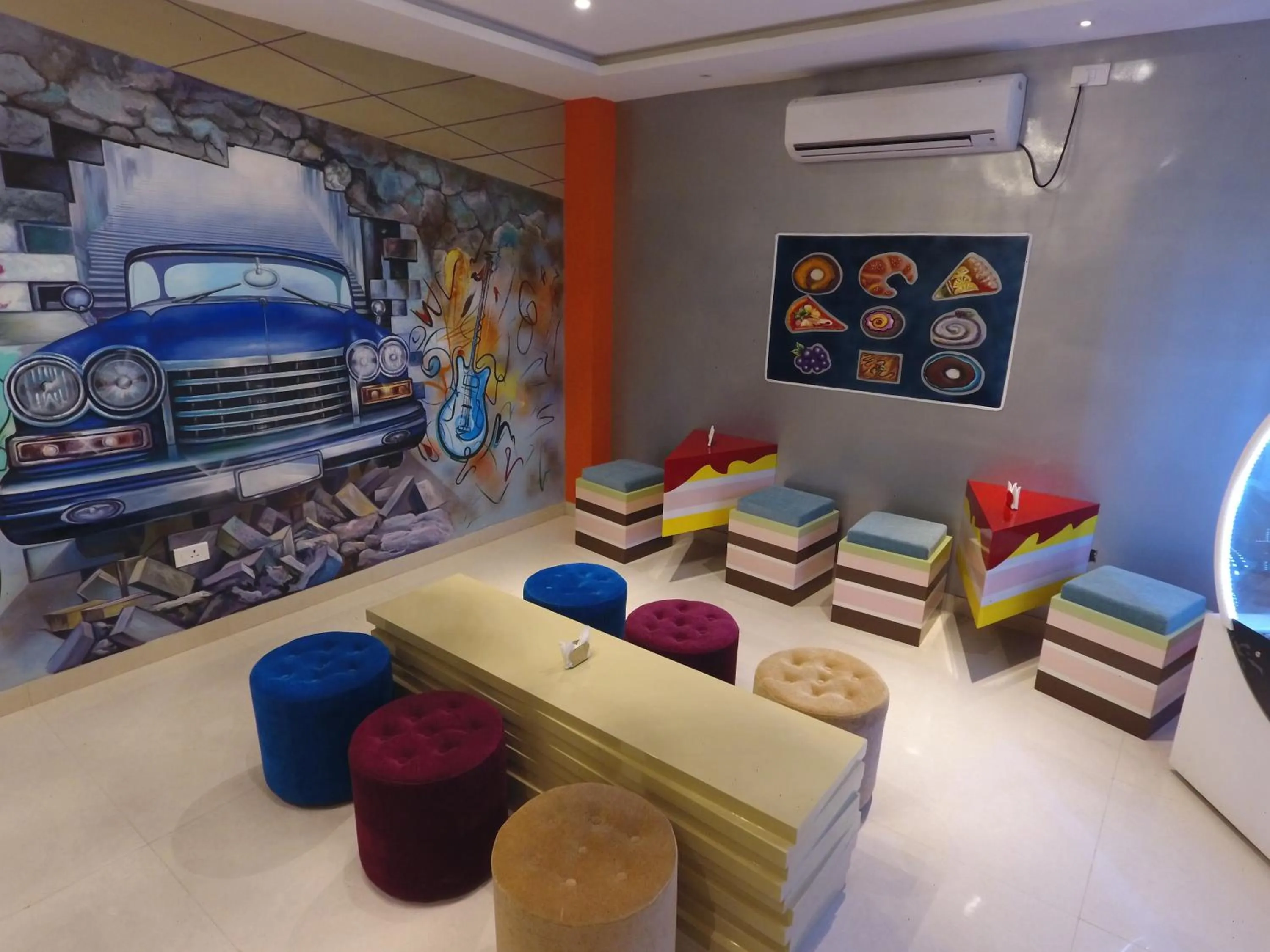 Coffee/tea facilities, Bed in Hash Six Hotels