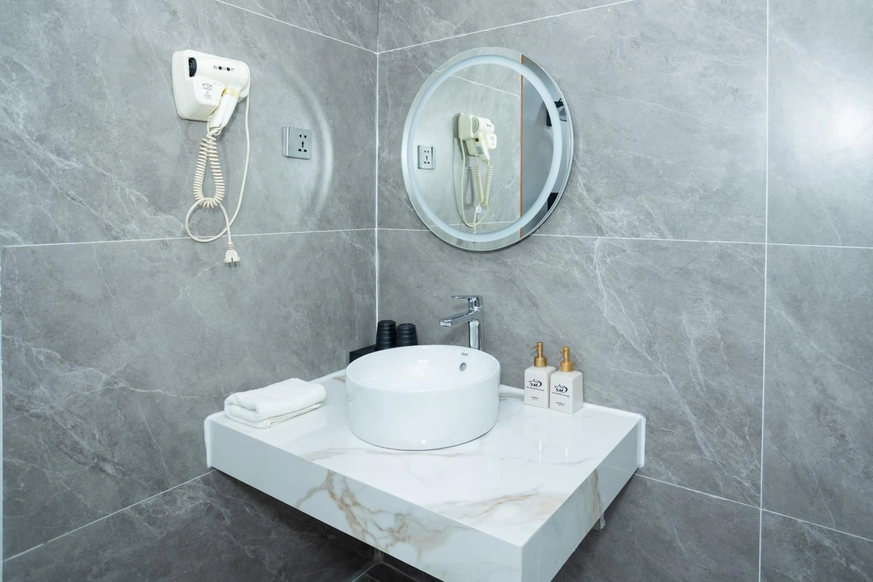 Sao Mai Bac Ha Hotel