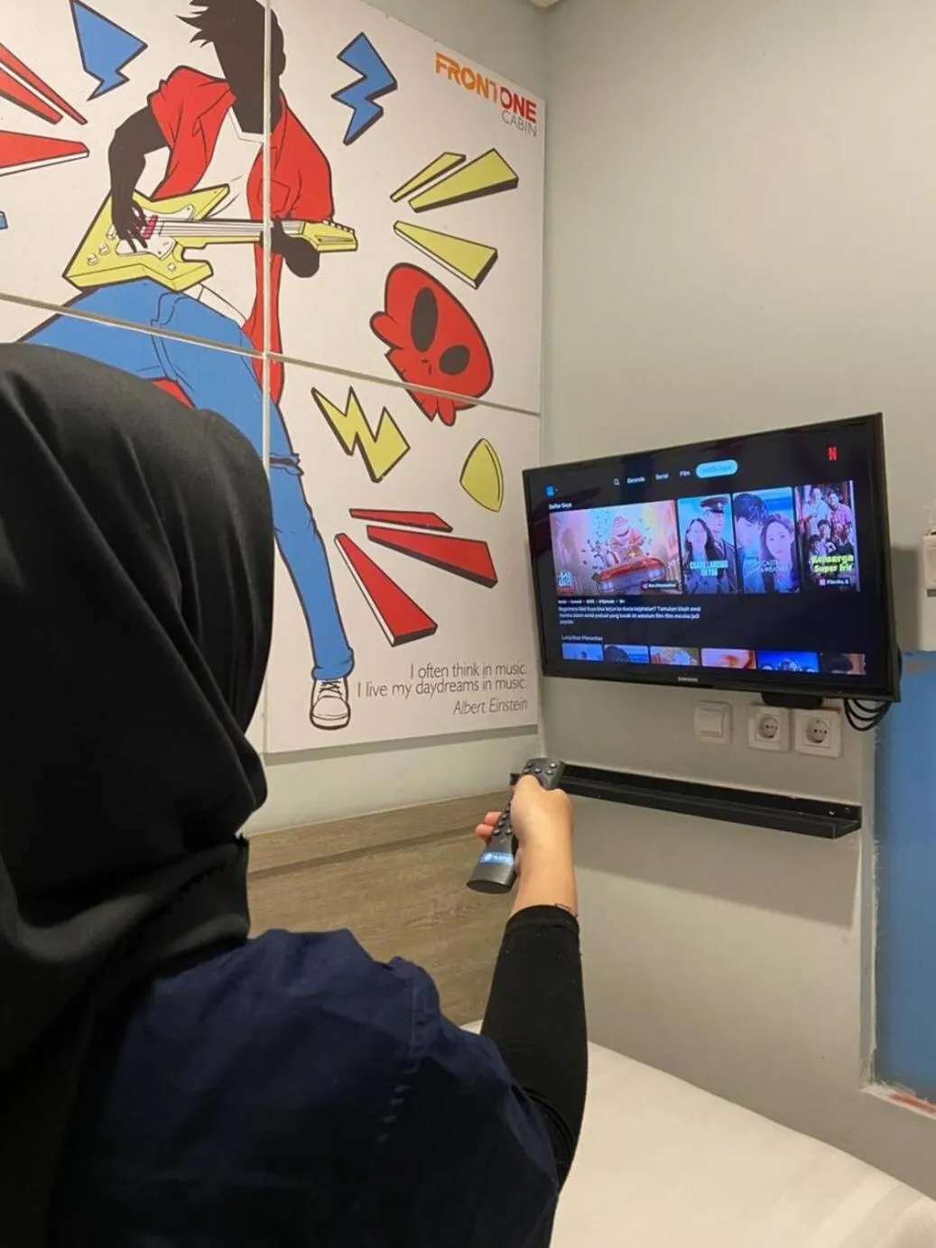 Front One Budget Hotel Tirtonadi Solo