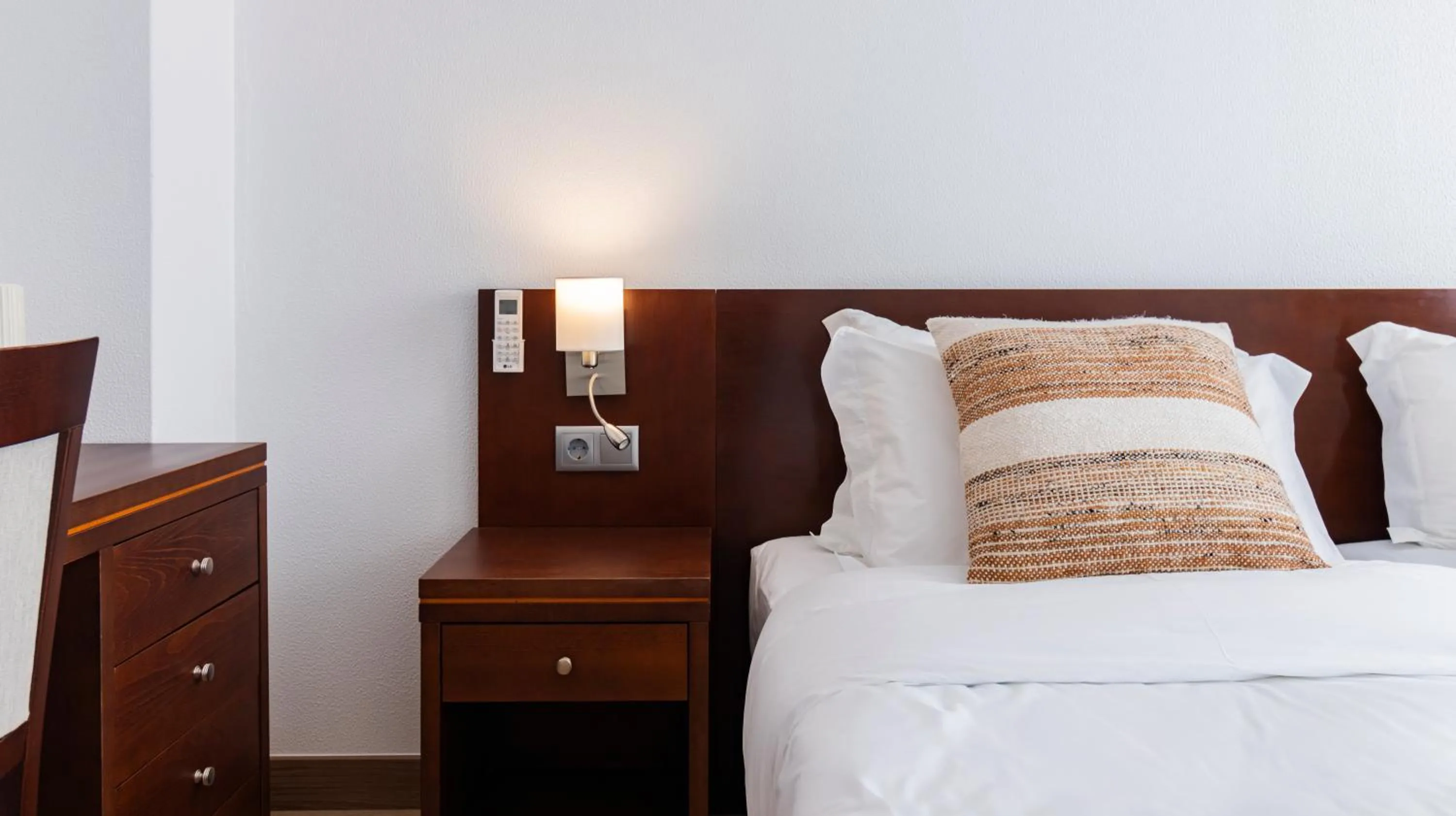 Bed in Albergaria Quim Barreiros