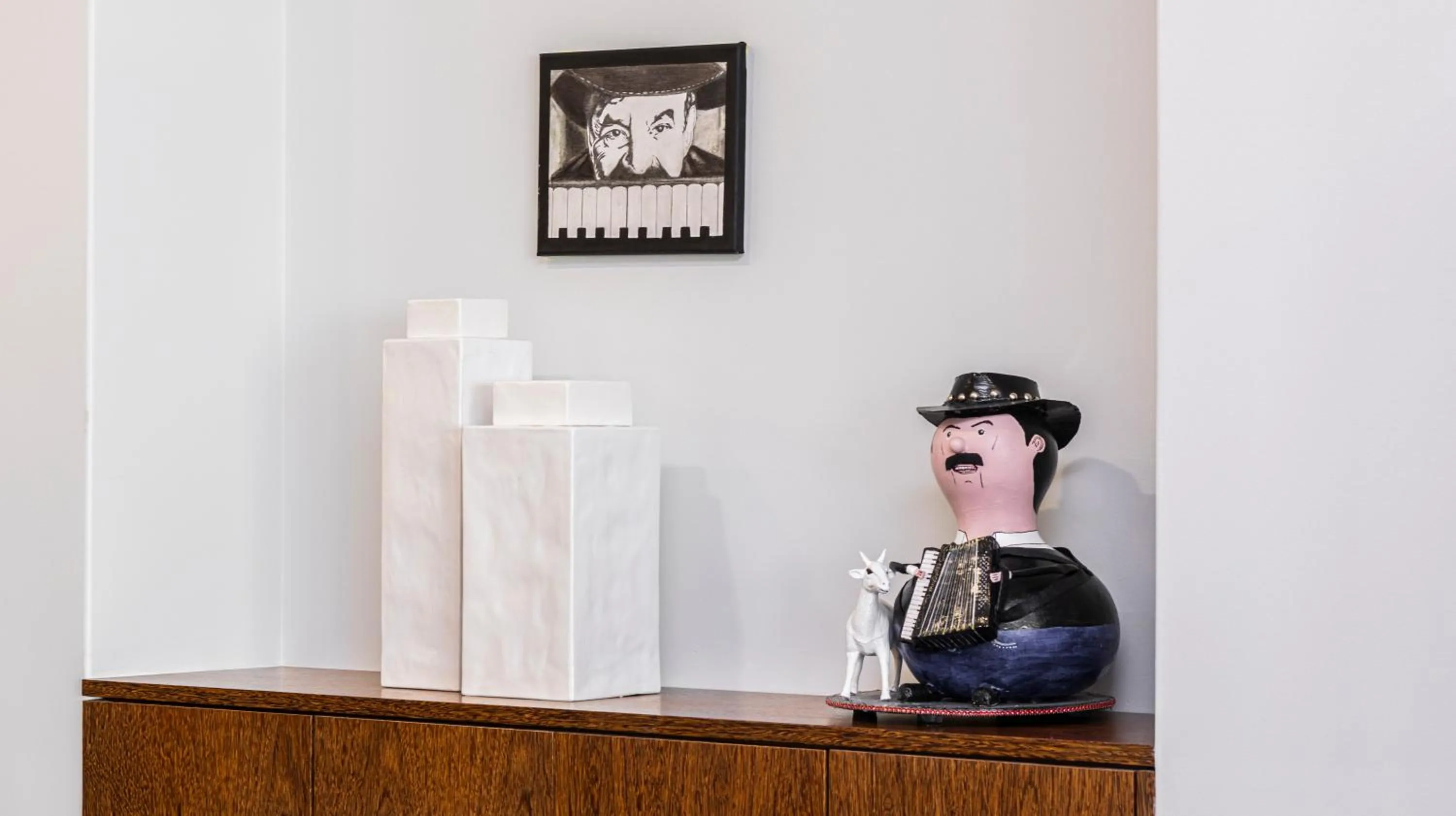 People in Albergaria Quim Barreiros