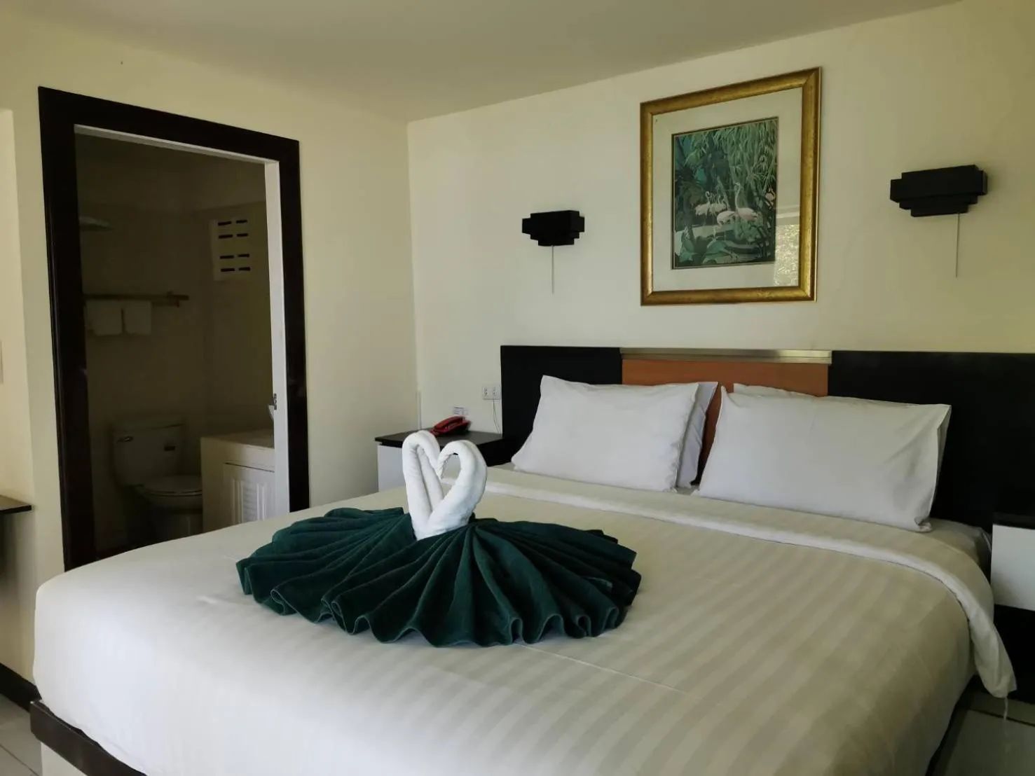 Bed in On The Hill Karon Resort