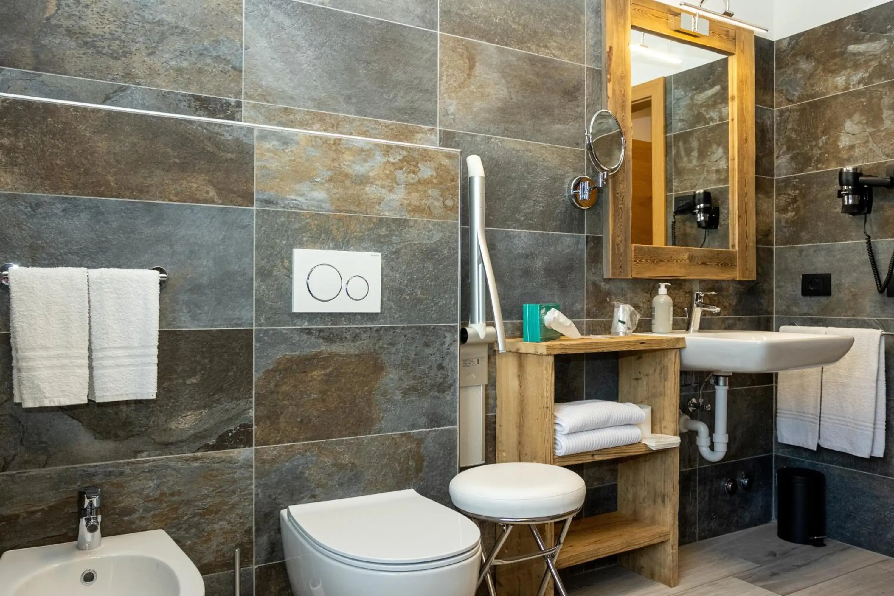 Junior Suite in Wellness Hotel Dolomia Junior Suite in Wellness Hotel Dolomia