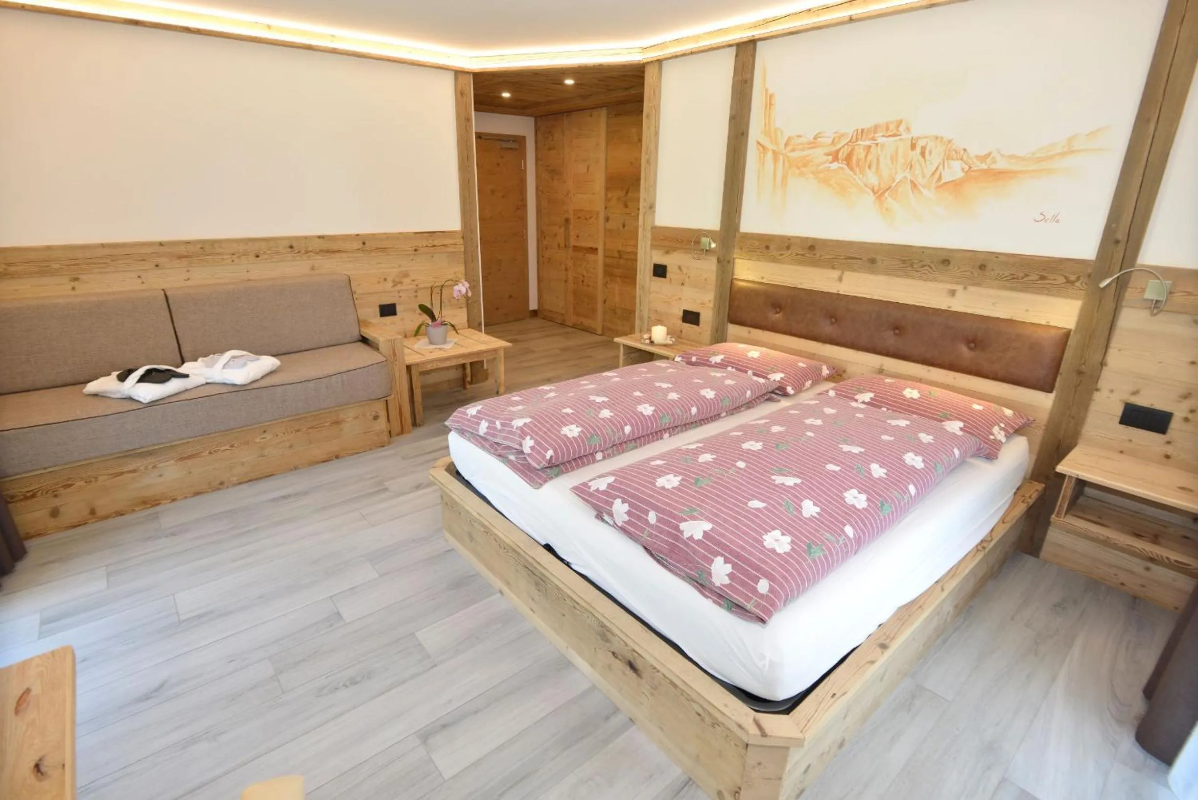 Bed in Wellness Hotel Dolomia