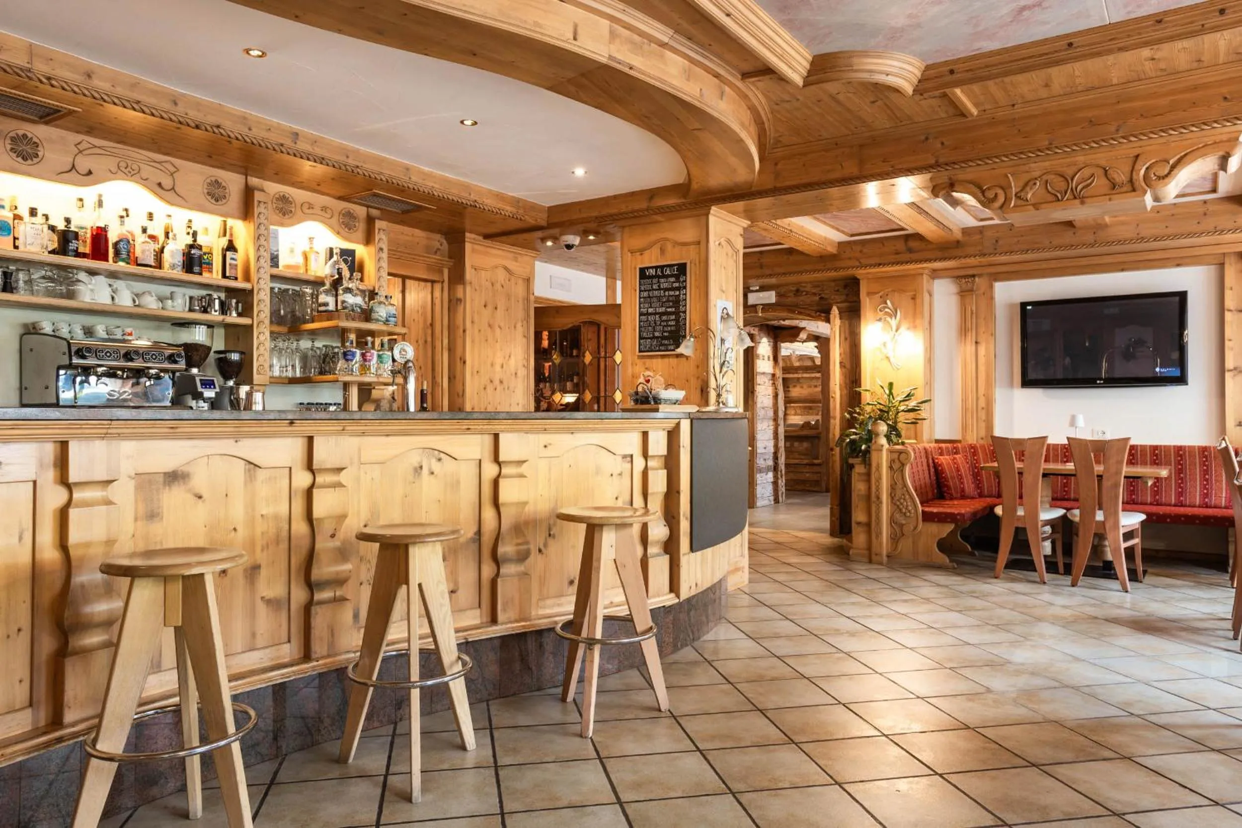 Lounge or bar in Wellness Hotel Dolomia