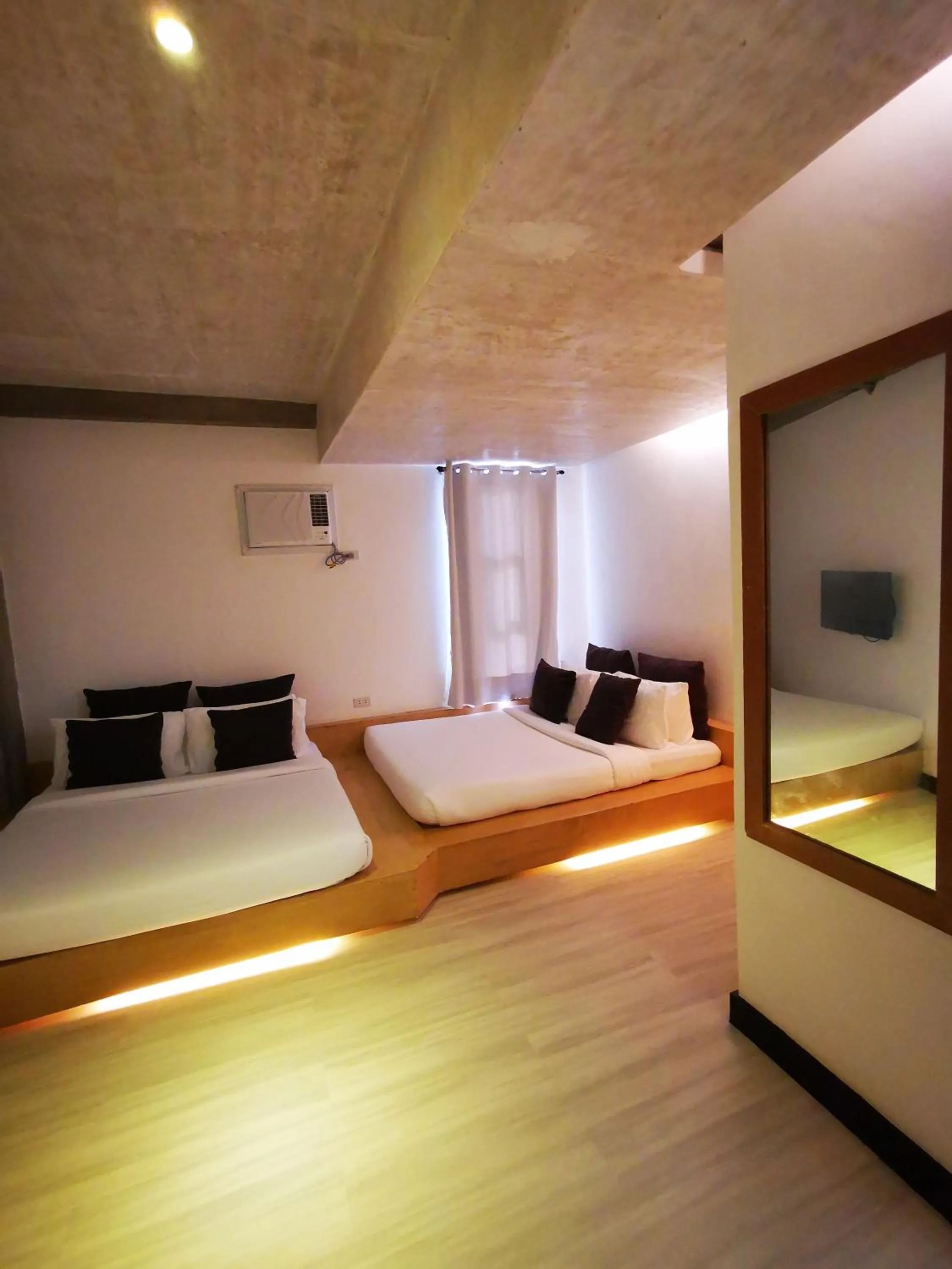 Bedroom, Bed in Urban Boutique Hotel