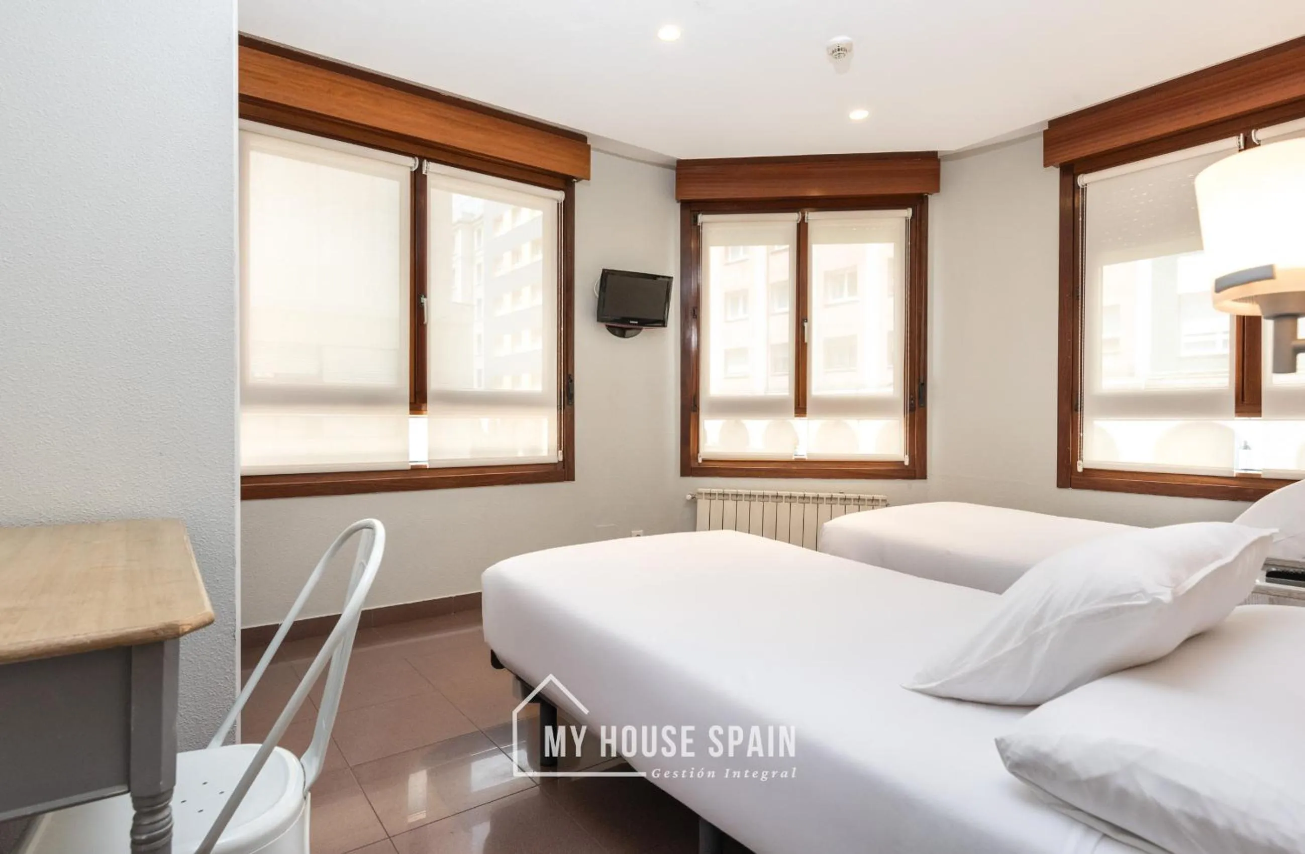 Bed in Hotel Playa Poniente