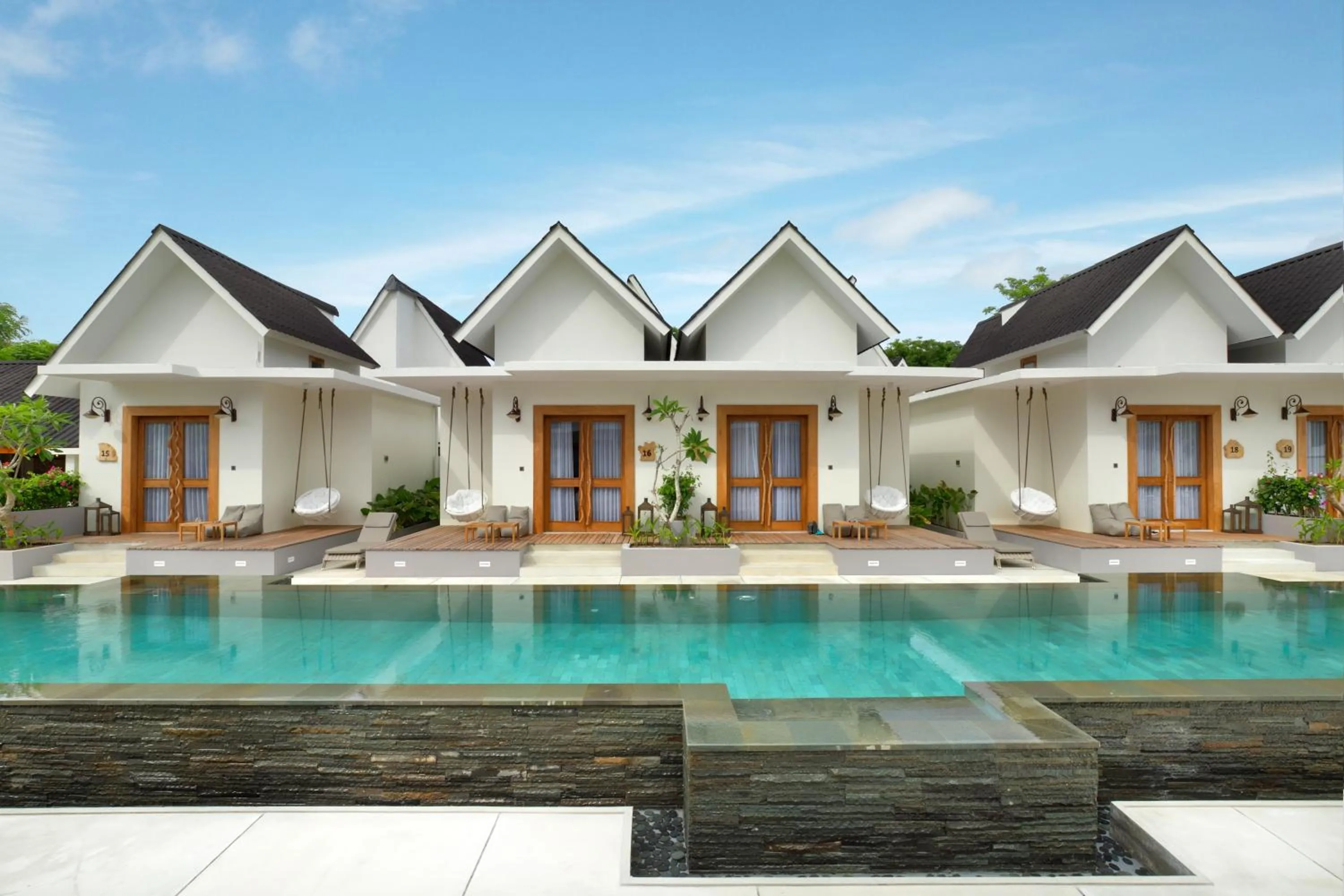 Property building in Ponte Villas