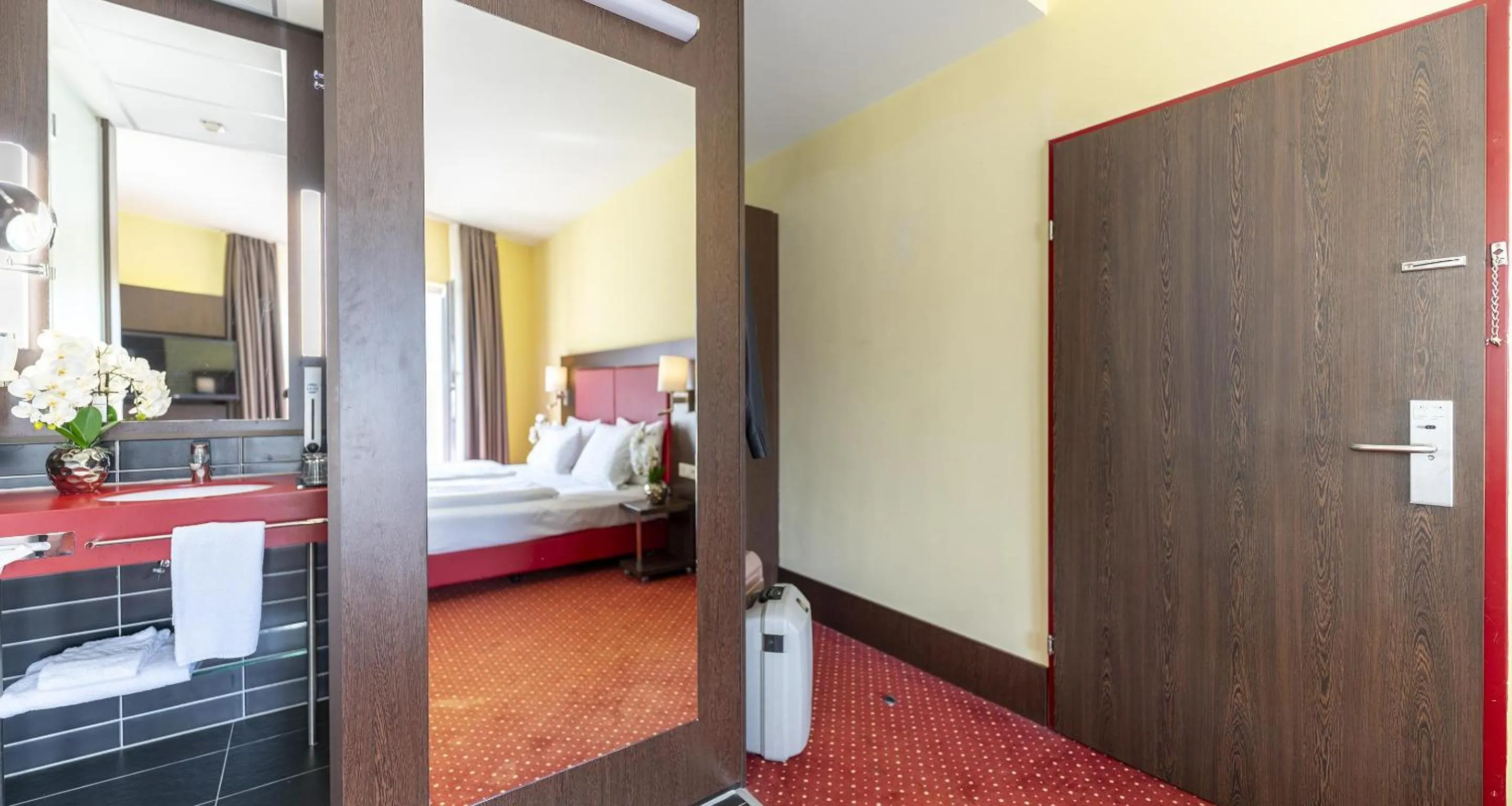 Bedroom, Bed in Best Western Plus Amedia Art Salzburg